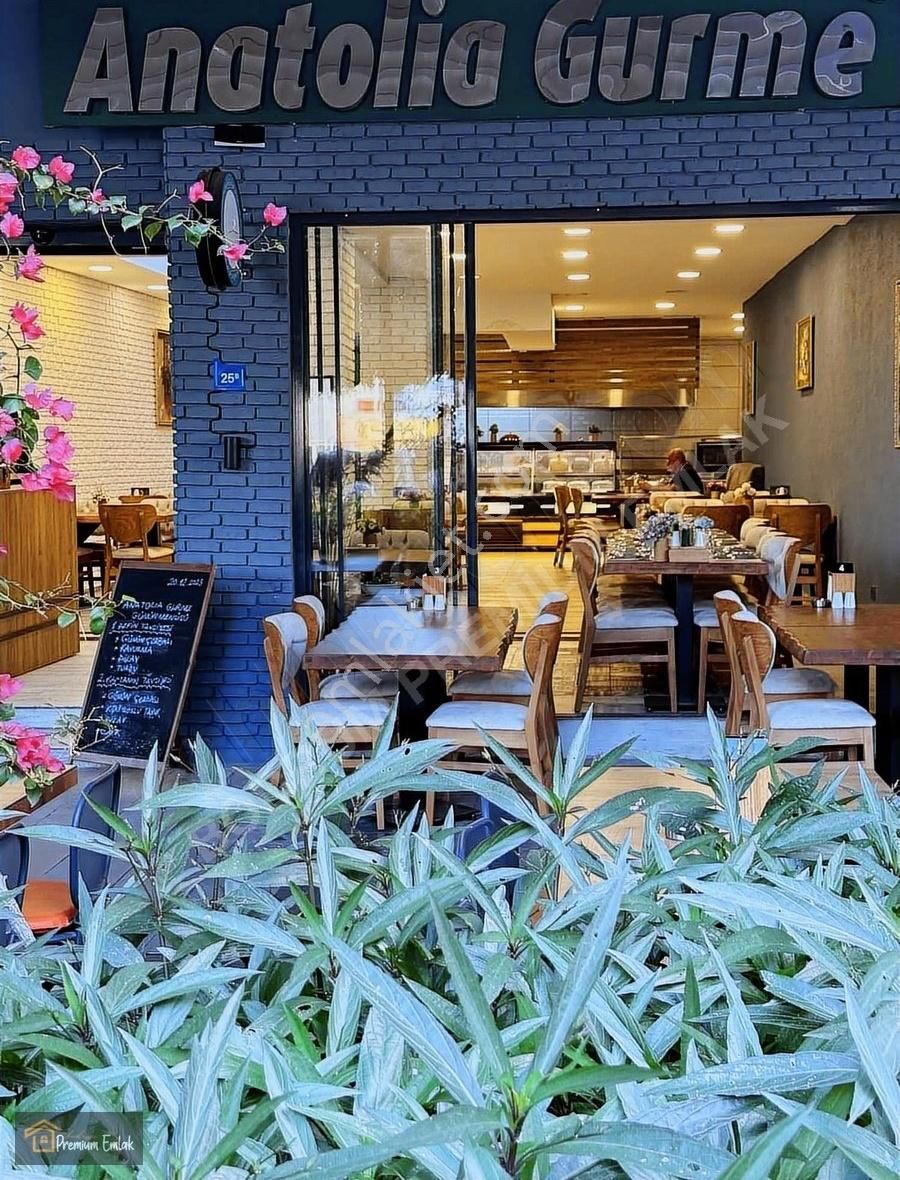 Bodrumun En İşlek Cad Üzerinde Muhteşem Kiralık Restoran Acil.. - Görsel 4