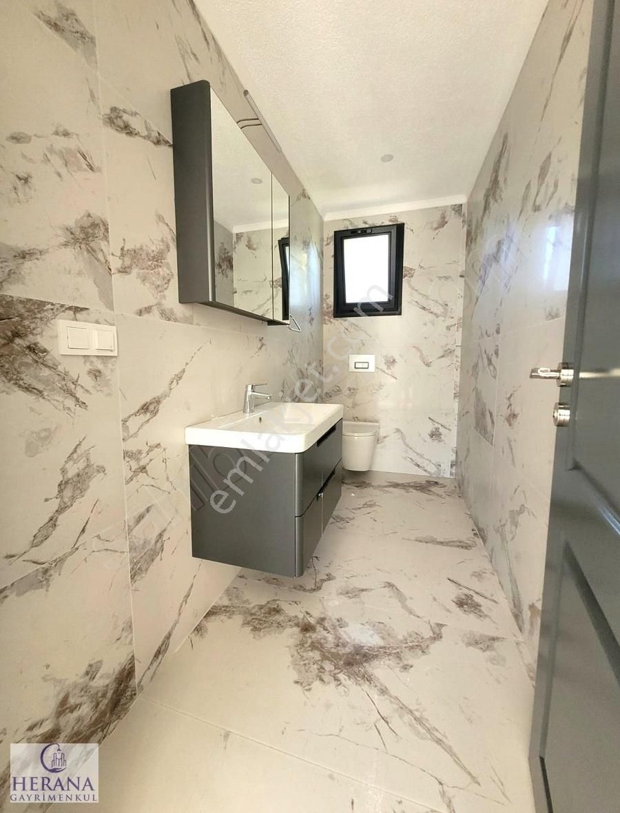 500 M2 Arsa İçinde Denize 300 M Tam Müstakil Satılık Villa - Görsel 17