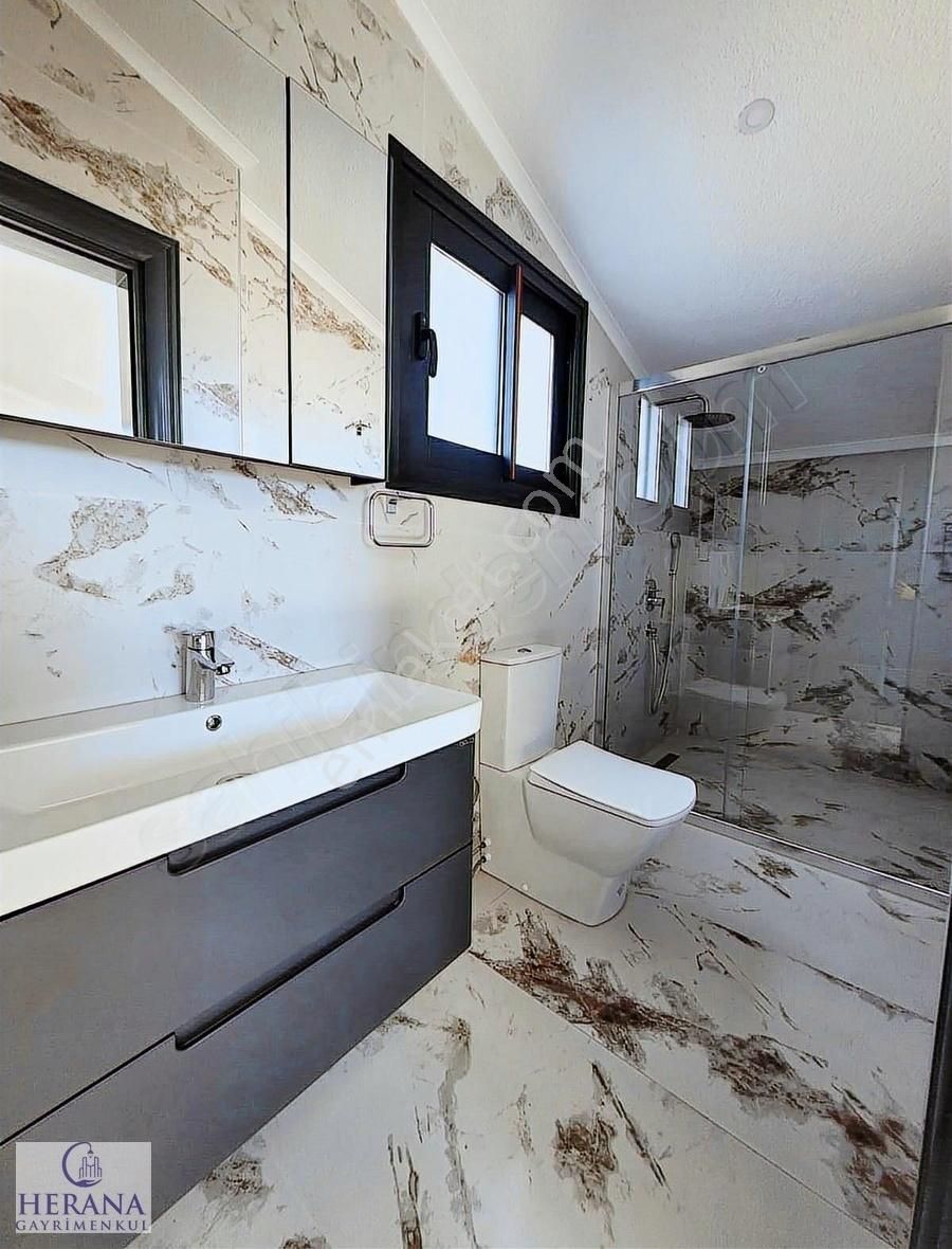 500 M2 Arsa İçinde Denize 300 M Tam Müstakil Satılık Villa - Görsel 25