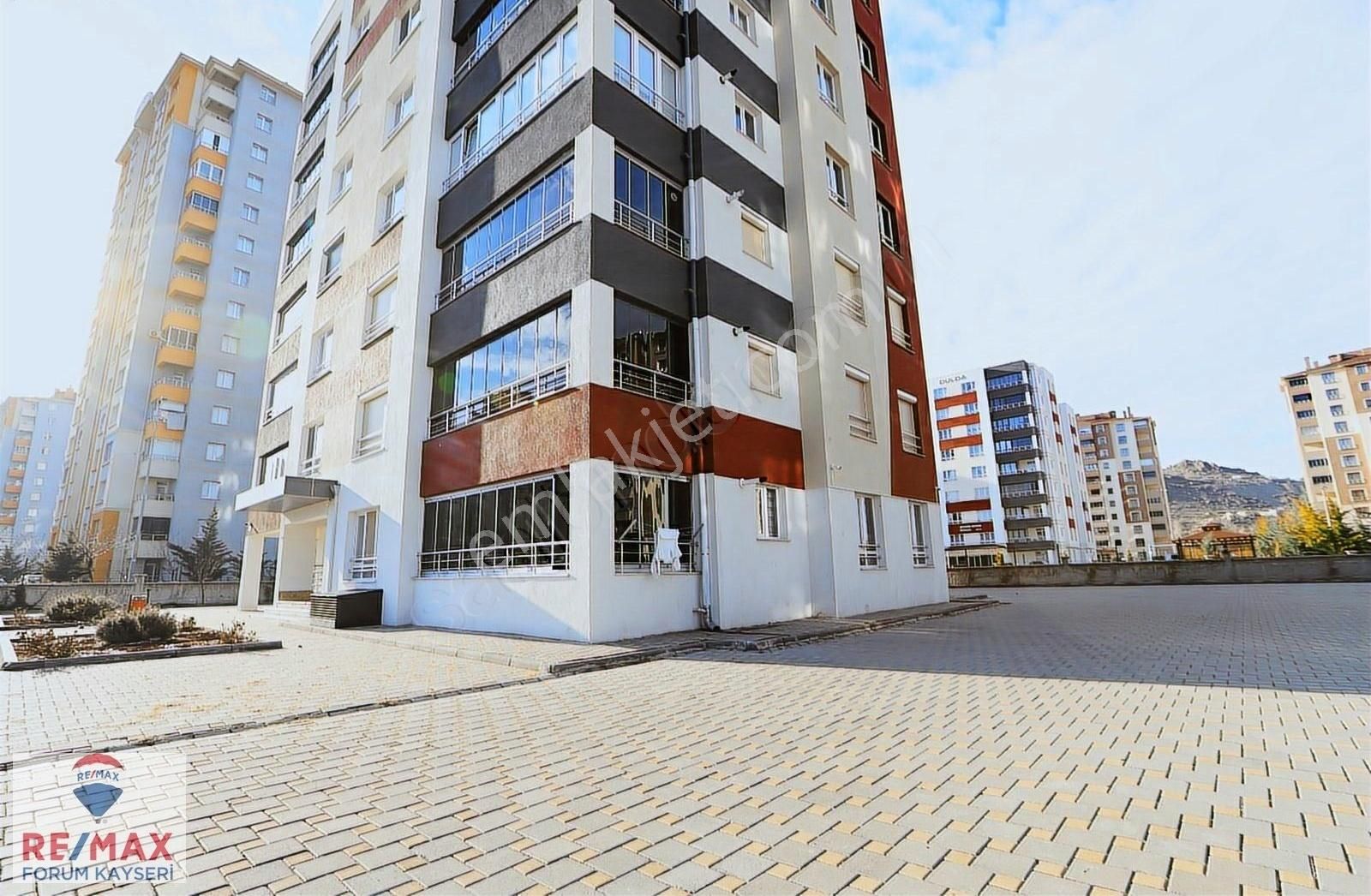 Melikgazi Altınoluk Satılık Daire Altınoluk Mahallesinde Site İçerisinde 3+1 Daire