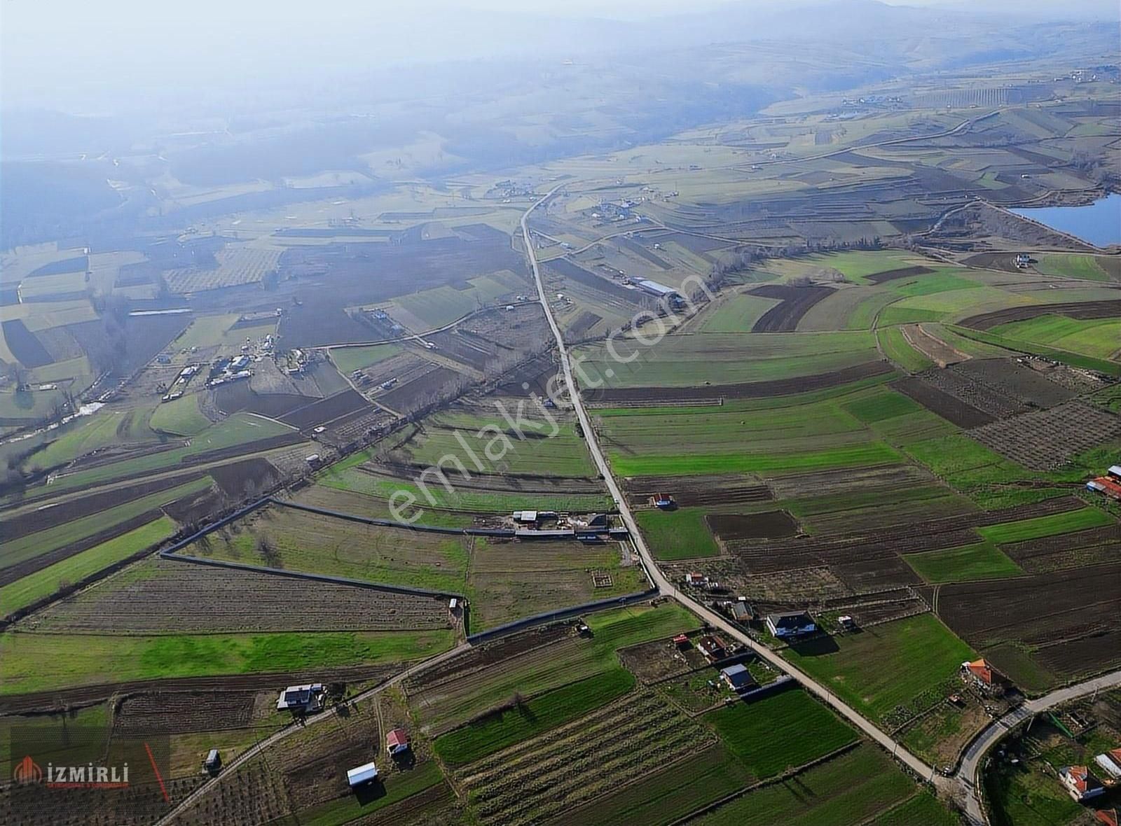 Adapazarı Aşırlar Satılık Tarla Aşırlar Mahallesin De Büyük Baş Hayvan Çiftliğine Uygun 21700m2