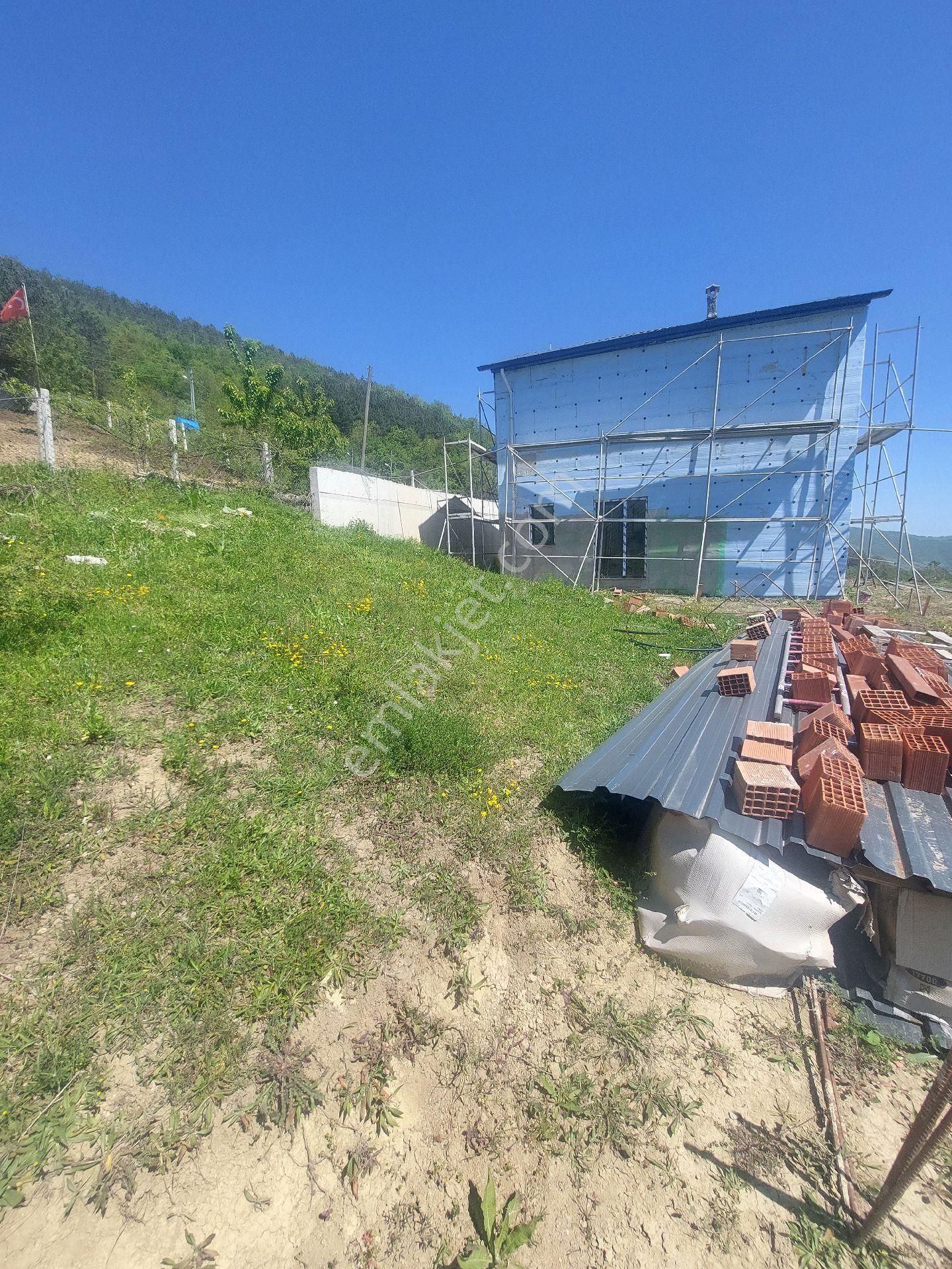 Kubilay Emlaktan Satılık Meyvalı Arsa
