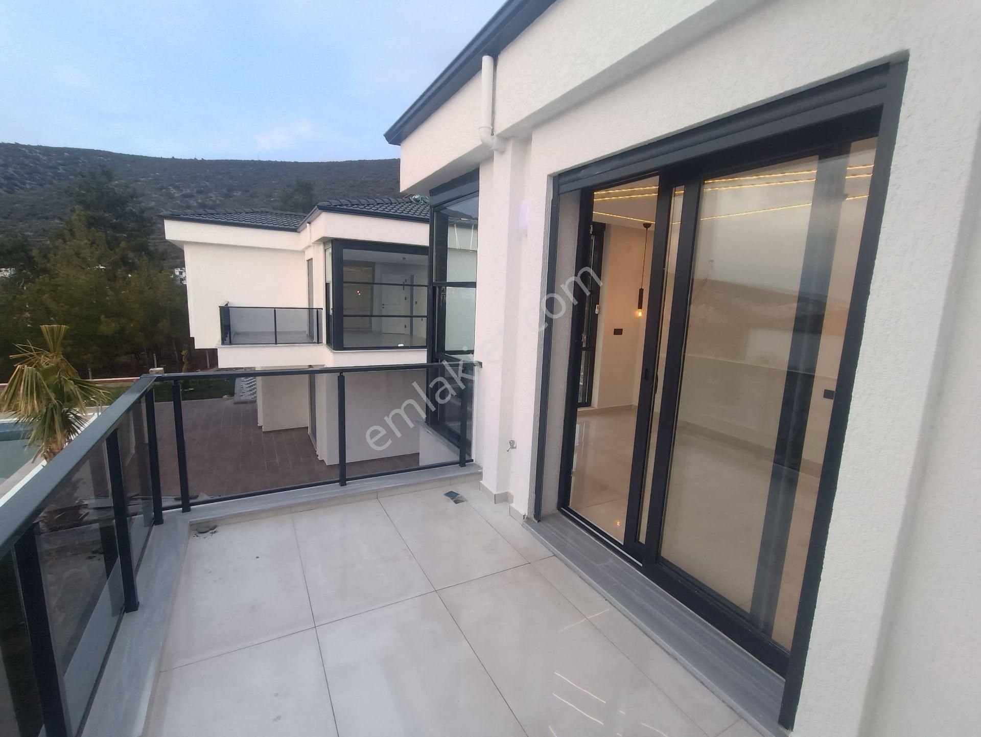 Didim Akbük'te Satılık Ultra Lüks Villa 4+1 Full Deniz Manzaralı - Görsel 20