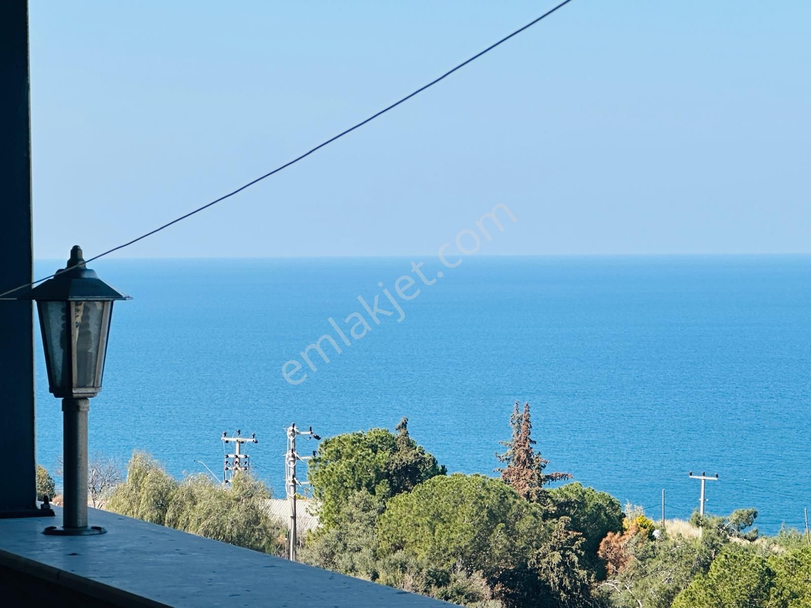 Merkezde Efe Konakları Full Manzara Tadilatlı 3+1 Villa Satılık