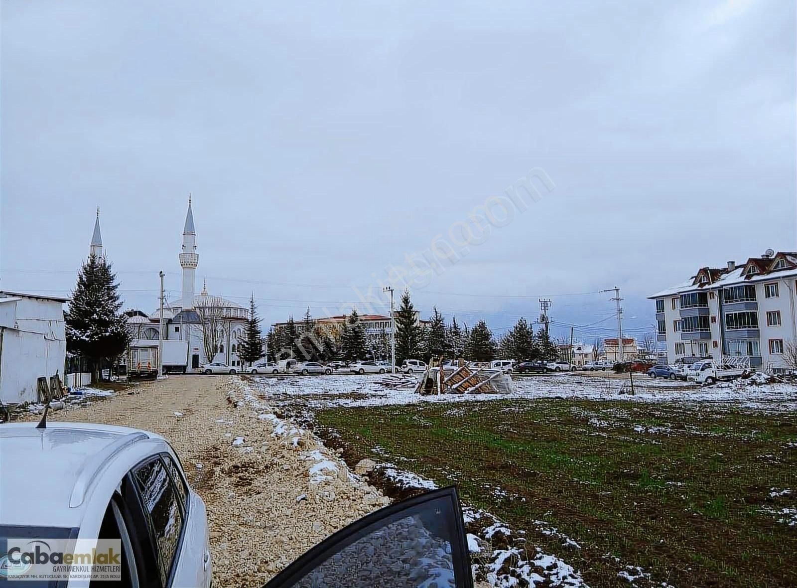 Bolu Merkez Çıkınlar Satılık Tarla Çıkınlar Mahallesinde E-5 Cepheli Satılık Arsa