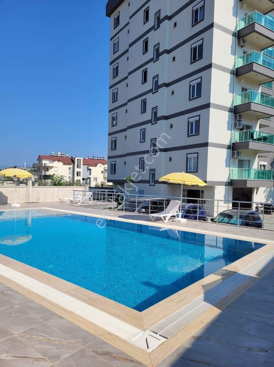 Avsallarda Denize 1 Km 1+1 Daire
