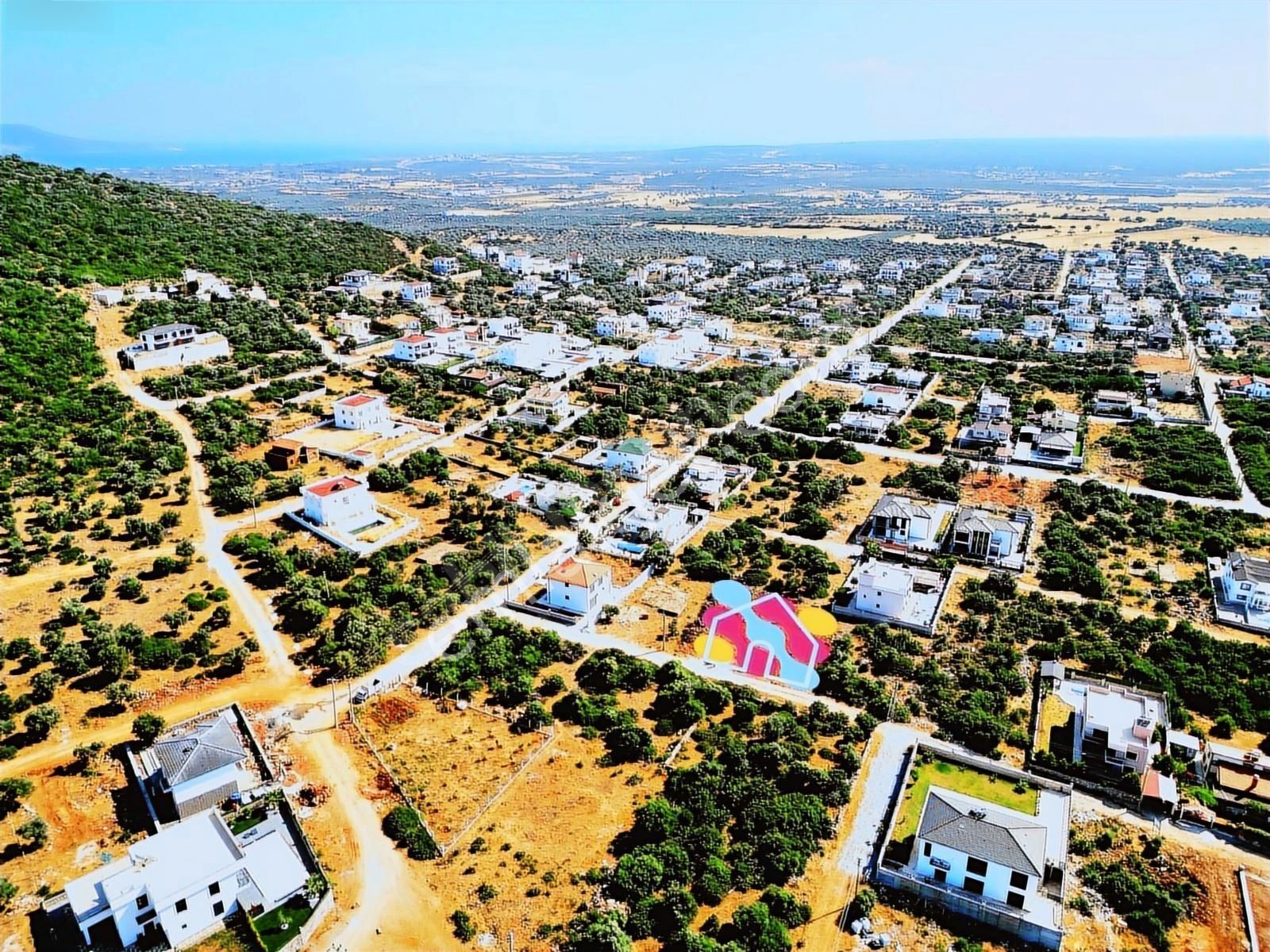 Yeşiltepe'de Kıymetli Konumda 700m2 Villa Arsası - Görsel 2