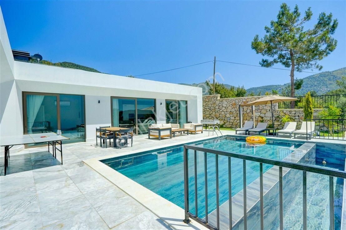 Kaş İslamlar Günlük Kiralık Villa Kalkan'da Jakuzili Lüks Villa Mercury