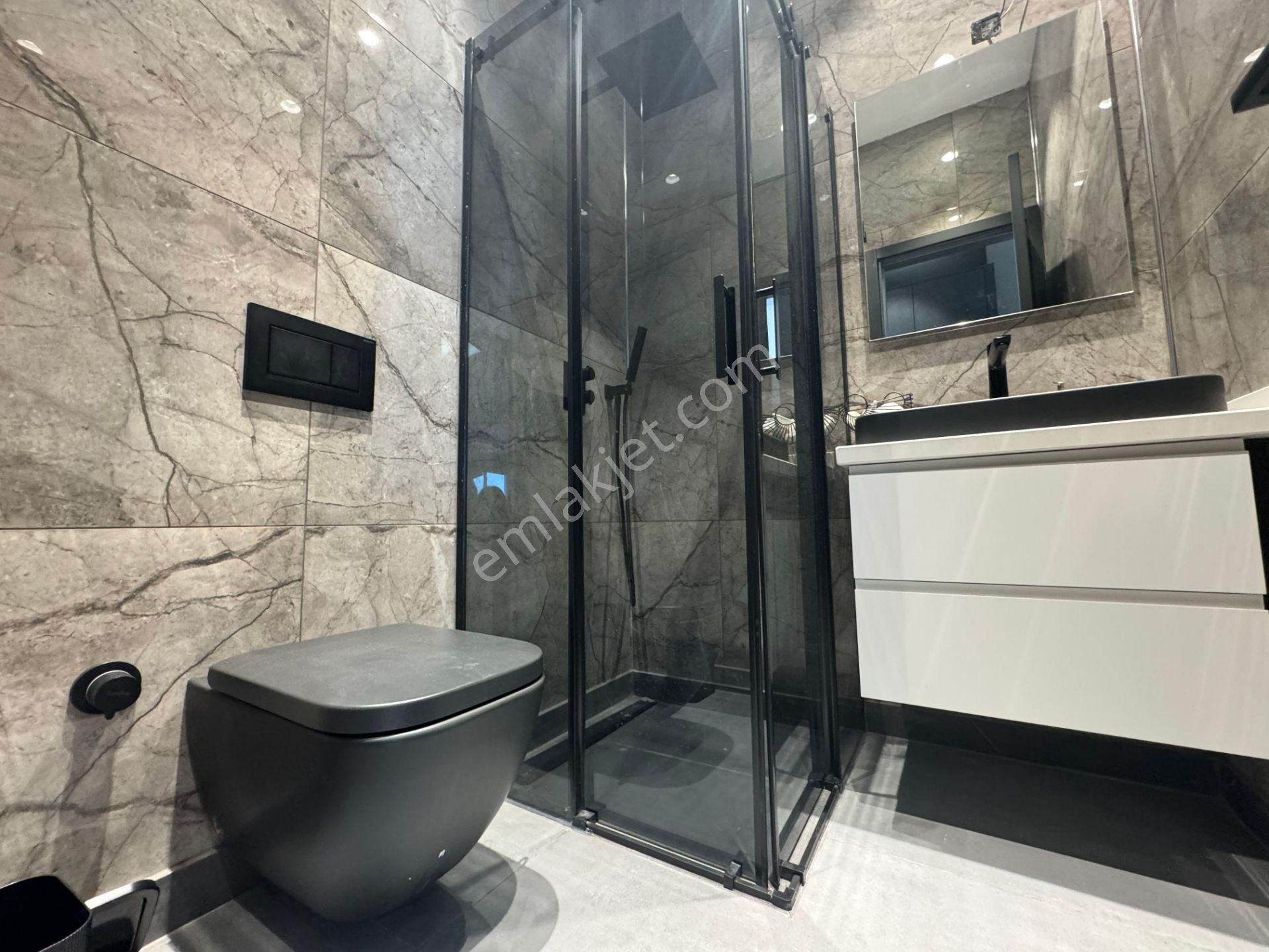 Girne Çatalköy'de Denize Sıfır Tek Yetkili Satılık 5+1 Premium Villa !!! - Görsel 25