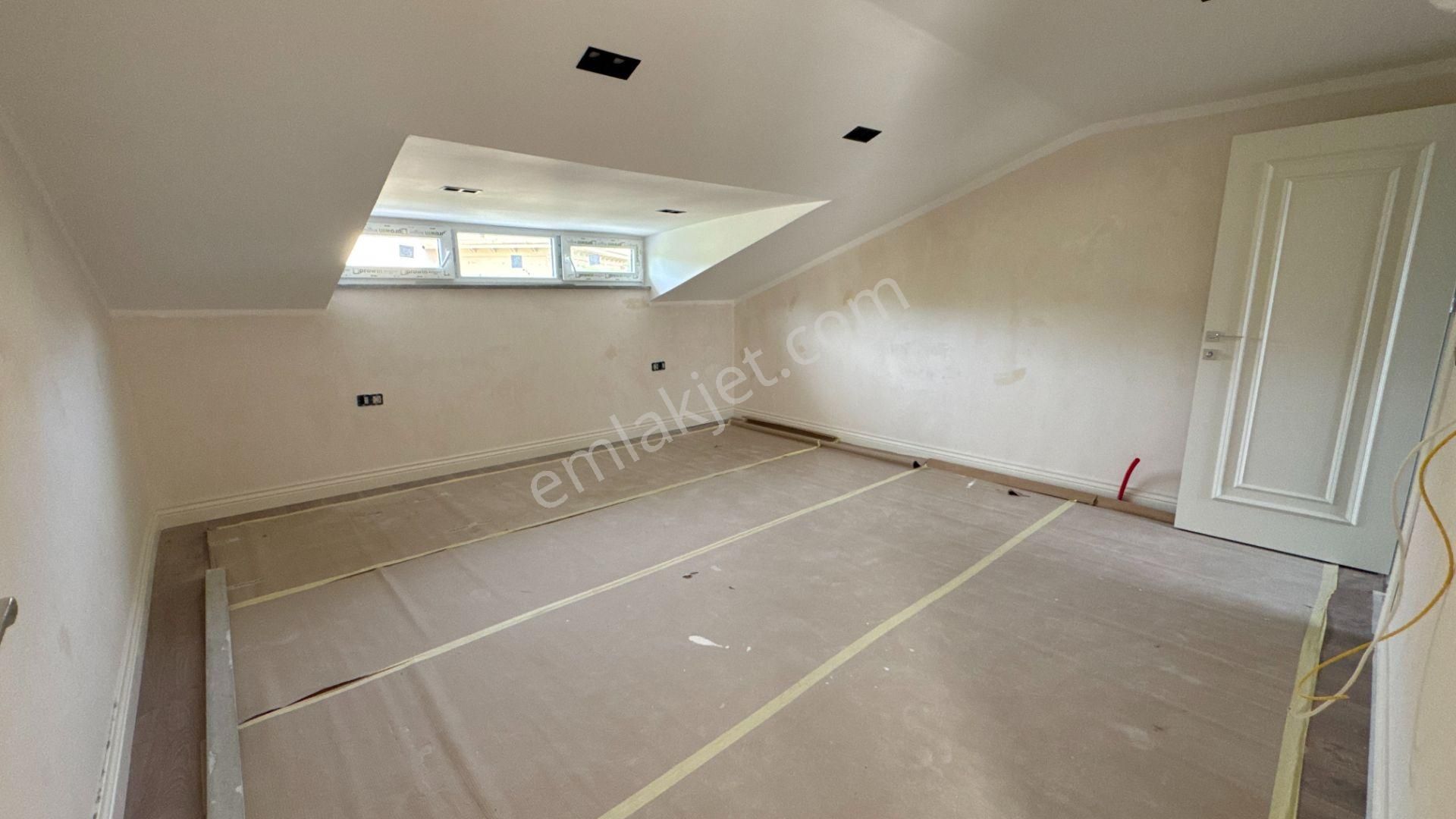 Century21 Perfect'den Uskumruköy'de Triplex 7+2 Satılık Villa - Görsel 11