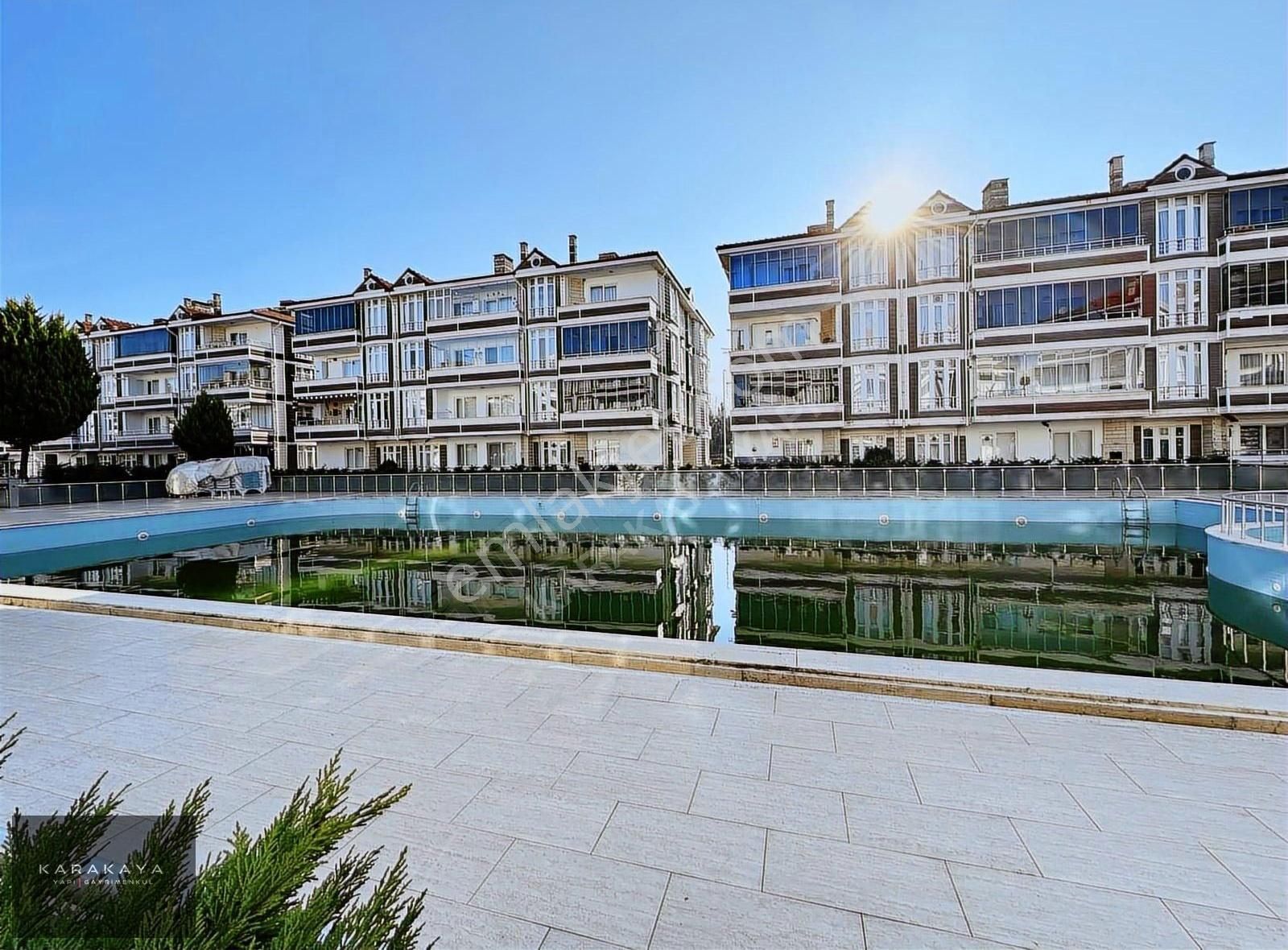 Sahile 50 M Havuz Cephe Aqua Parklı Çift Havuzlu 2+1 Daire - Görsel 4