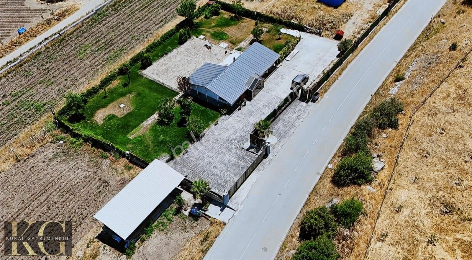 Bergama Kaşıkçı Satılık Ticari İmarlı Bergama Kaşıkçı Satılık Havuzlu Villa