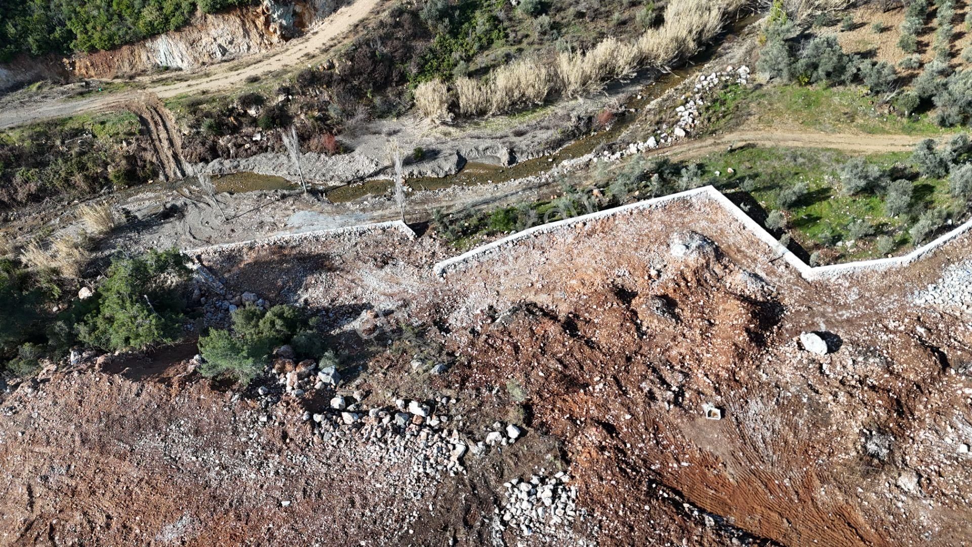 Menderes Çatalca Satılık Bağ & Bahçe Menderes Çatalcada Mirastan Bölme Tapudan Satışlı Elektrik Su İzmir