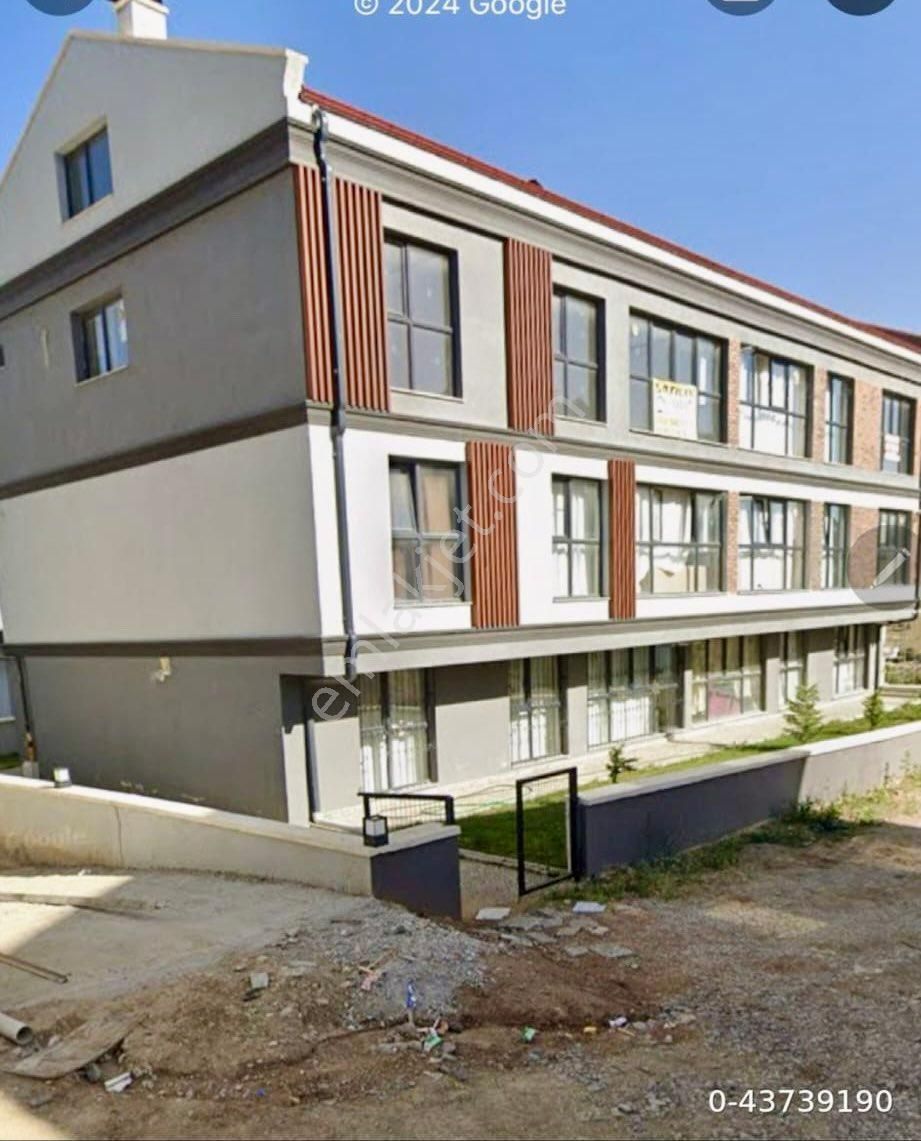 Gölbaşı İncek Kiralık Daire Sahibinden Incek Bulvara Yürüme Mesafesi 2+1 Çati Dubleks