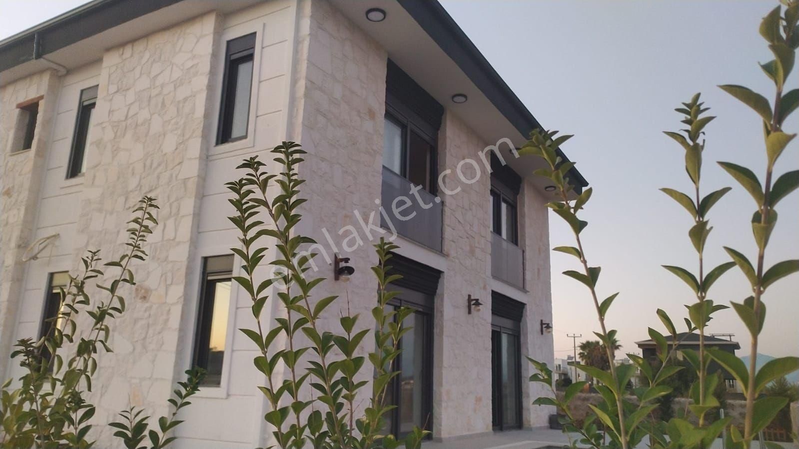 Antalya Belek Kadriye'de 320 M2 Satılık Uygun Sıfır Yapım Özel Havuzlu Müstakil Dubleks Villa - Görsel 4