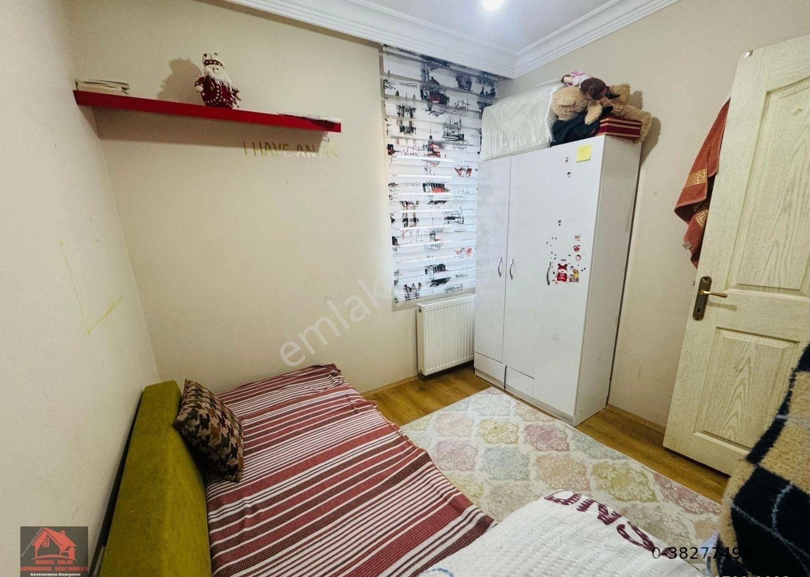 Birlik Mahallesi 494. Sokakta Satılık Emsalsiz M2 6+2 Dubleks Daire........ - Görsel 3