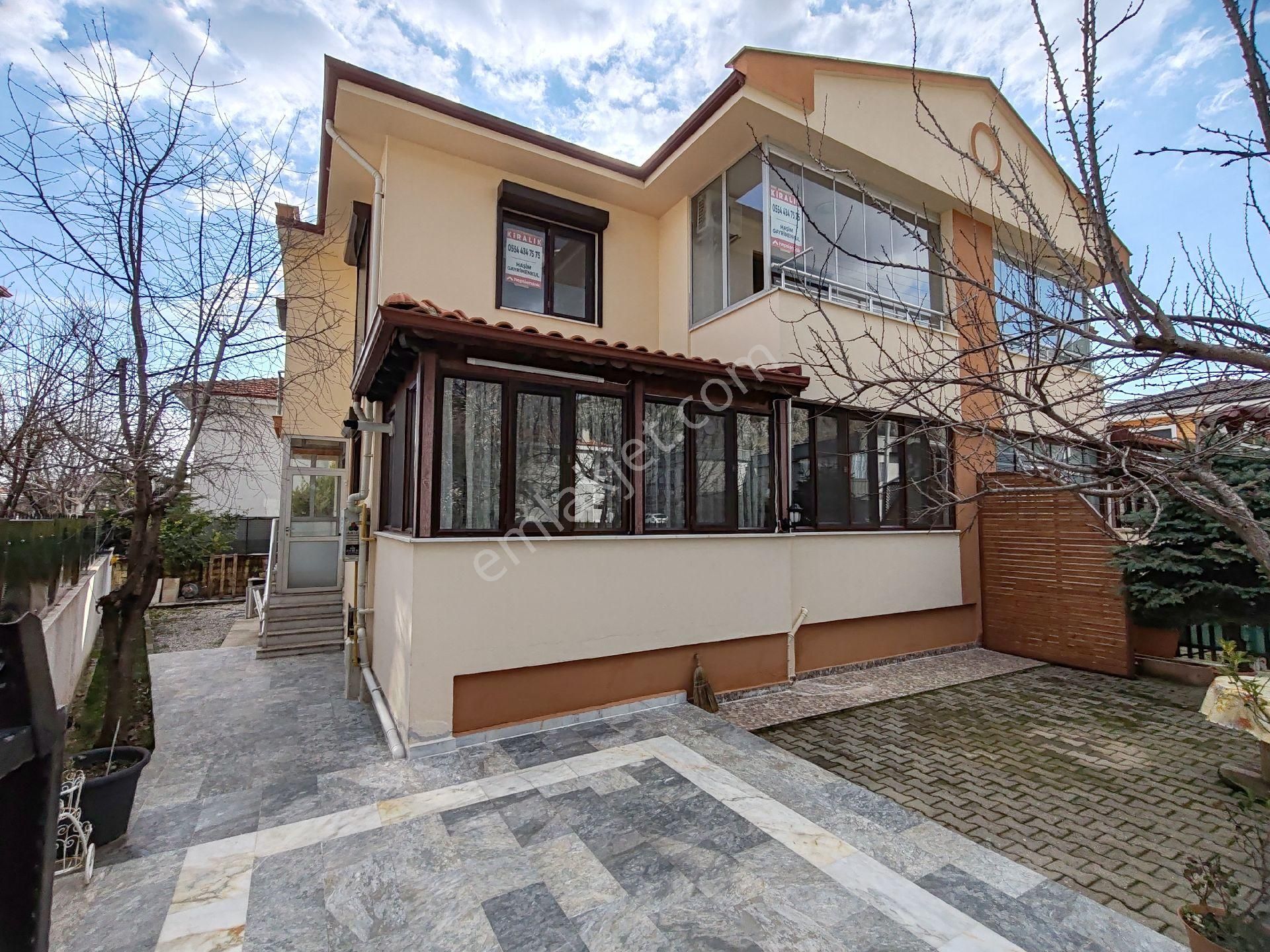 Menteşe Düğerek Kiralık Daire Muğla Menteşe Düğerek'te Kiralık Tripleks Ev