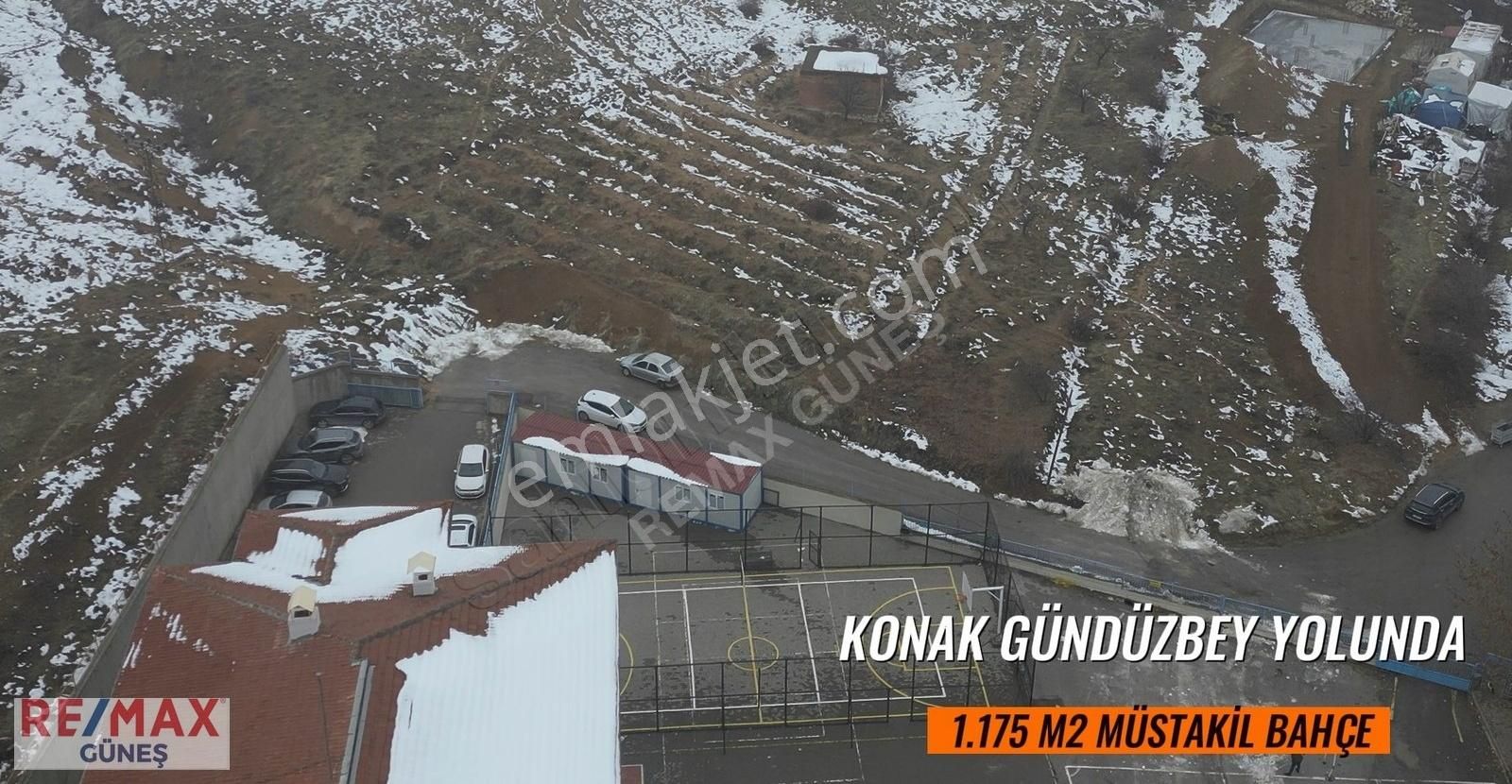 Yeşilyurt Banazı Satılık Bağ & Bahçe Konak Gündüzbey Yolunda Satılık 1.175 M2 Arsa