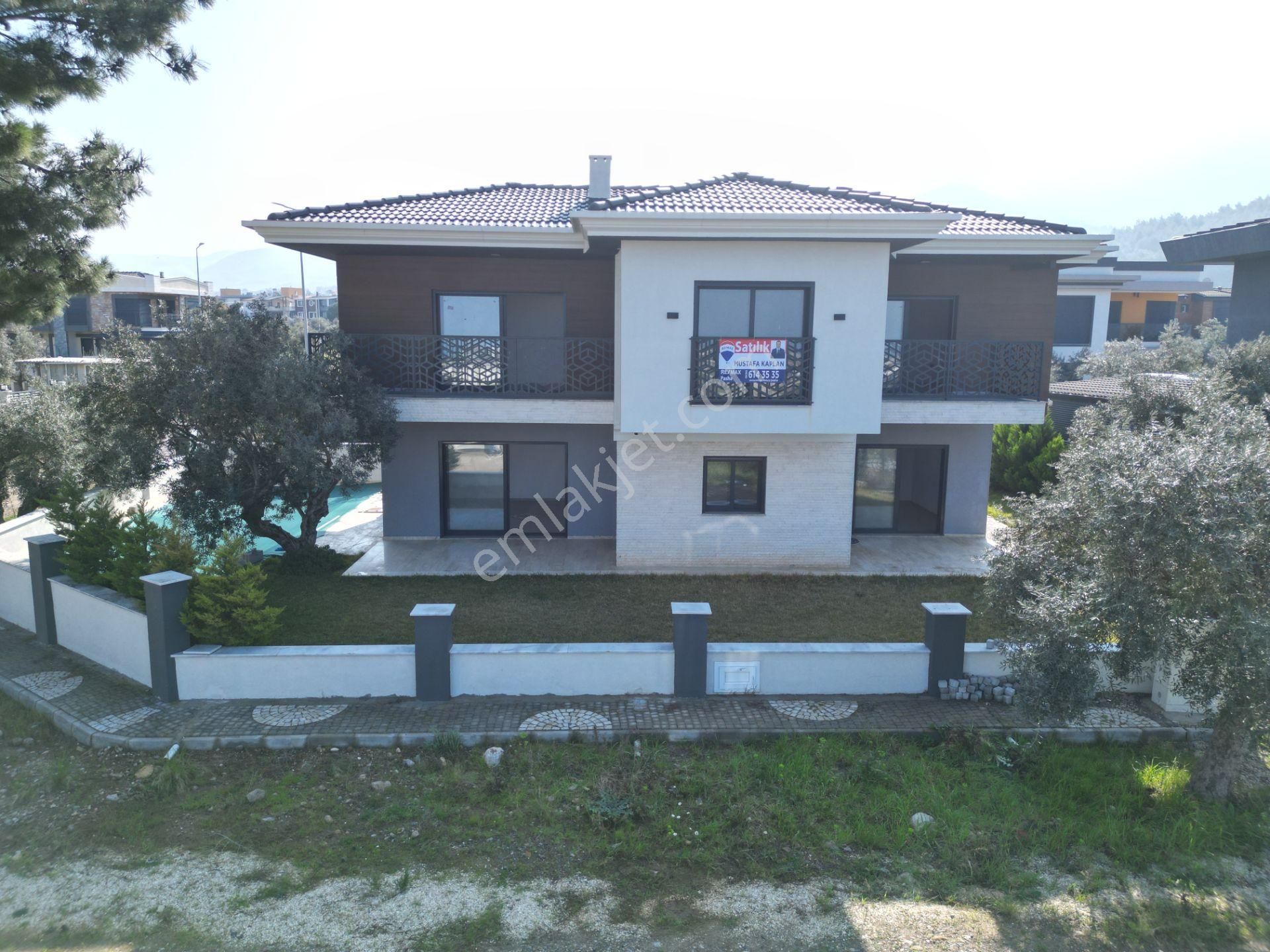 Kuşadası Davutlar Satılık Villa Satılık Kuşadası Davutlar 4+1 Denız Manzaralı Özel Havuzlu Müstakıl Vılla...