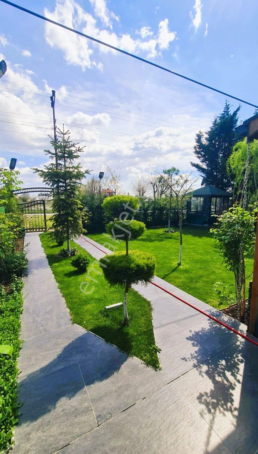 Tekirdağ Saray Da 325 M2 Arsa İçinde Müstakil 4+1 Eşyalı Villa - Görsel 9