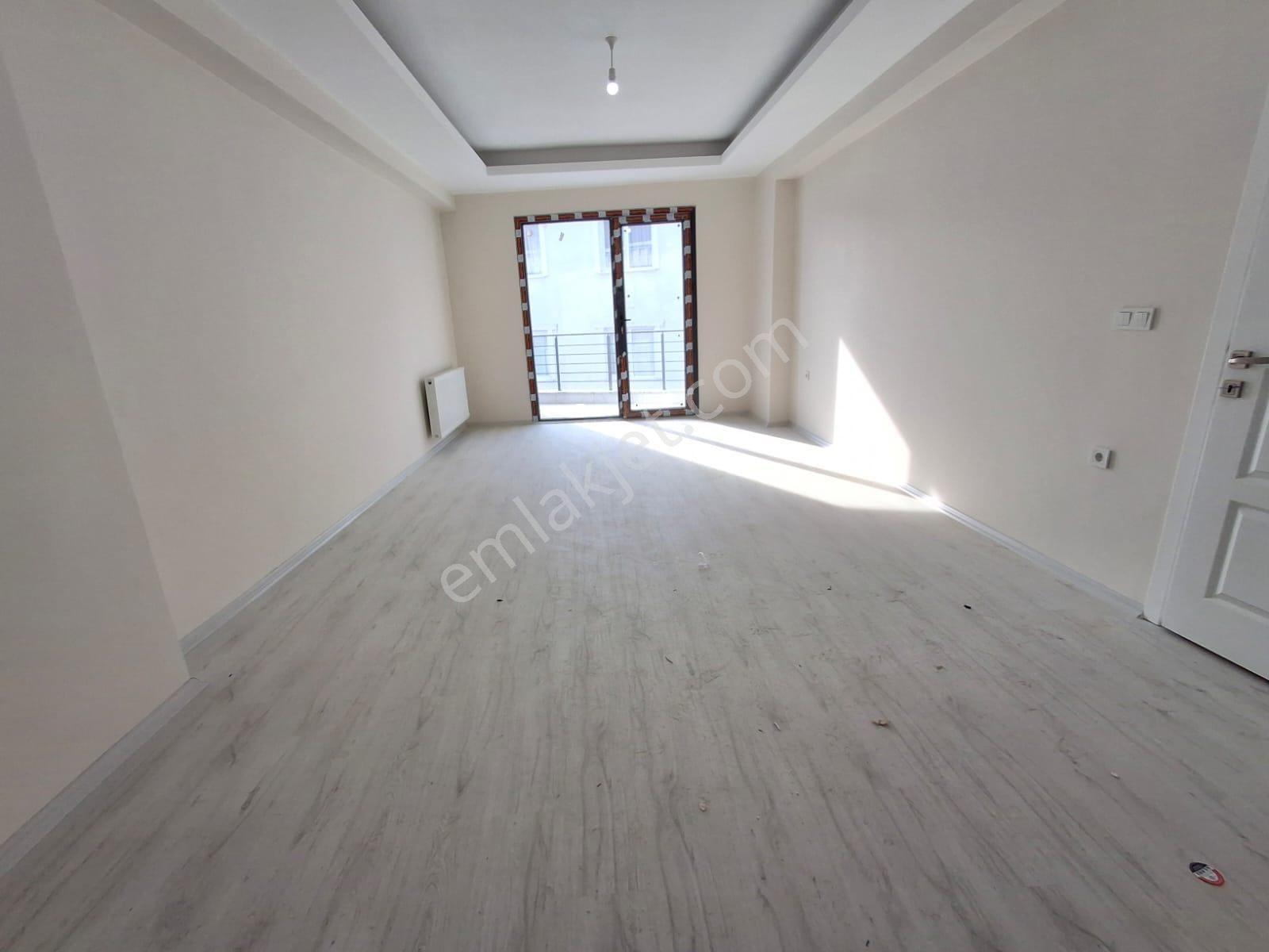 Esenyurt Bağlarçeşme Okula Yakın Kiralık Daire Loft'tan Bağlarçeşme Mah Kıralık 3+1 120m Geniş Sıfır Daire