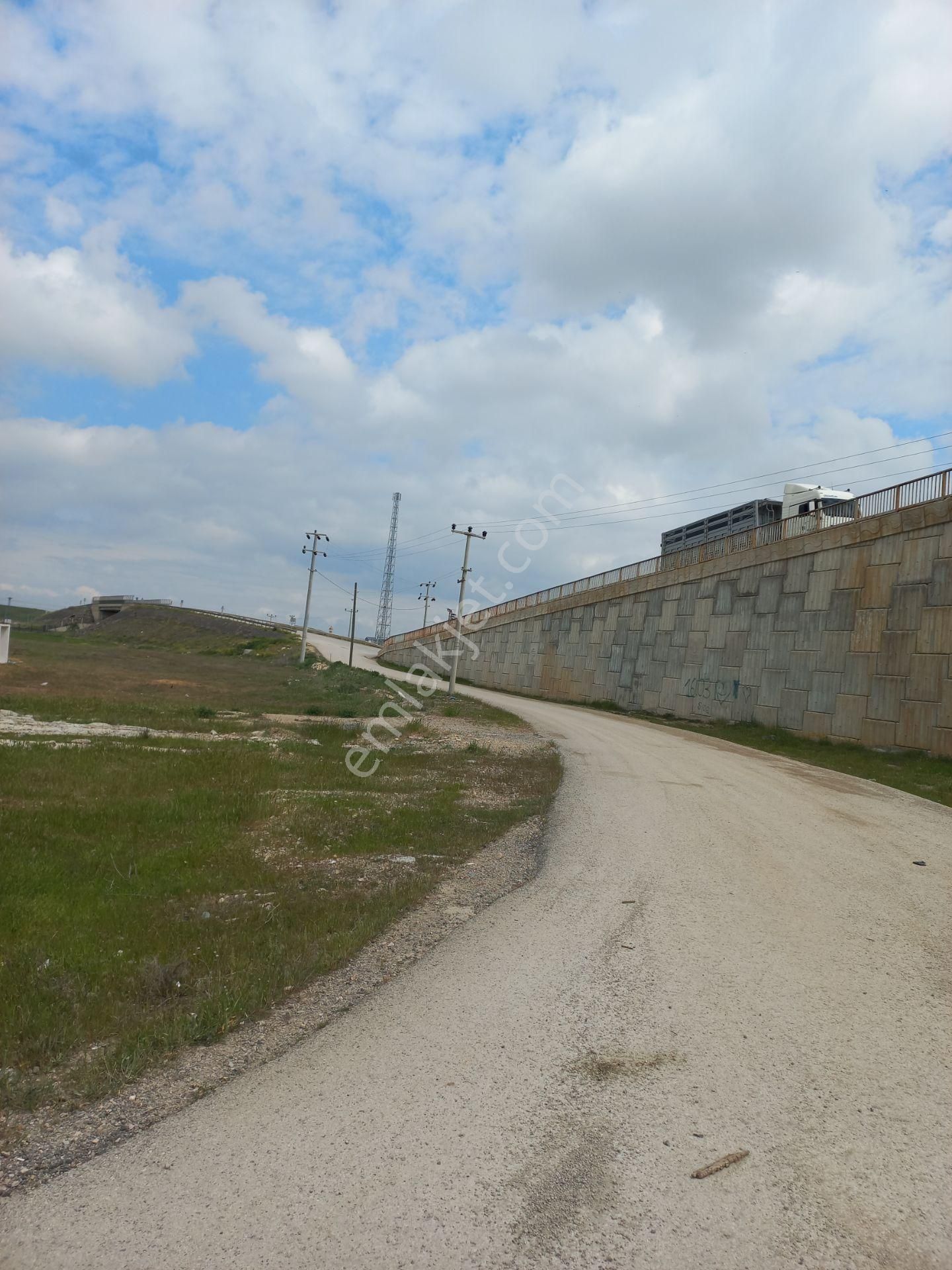 Temelli Göle Yakın İmarlı 500 M2 Müstakil Konut Villa Arsası - Görsel 4