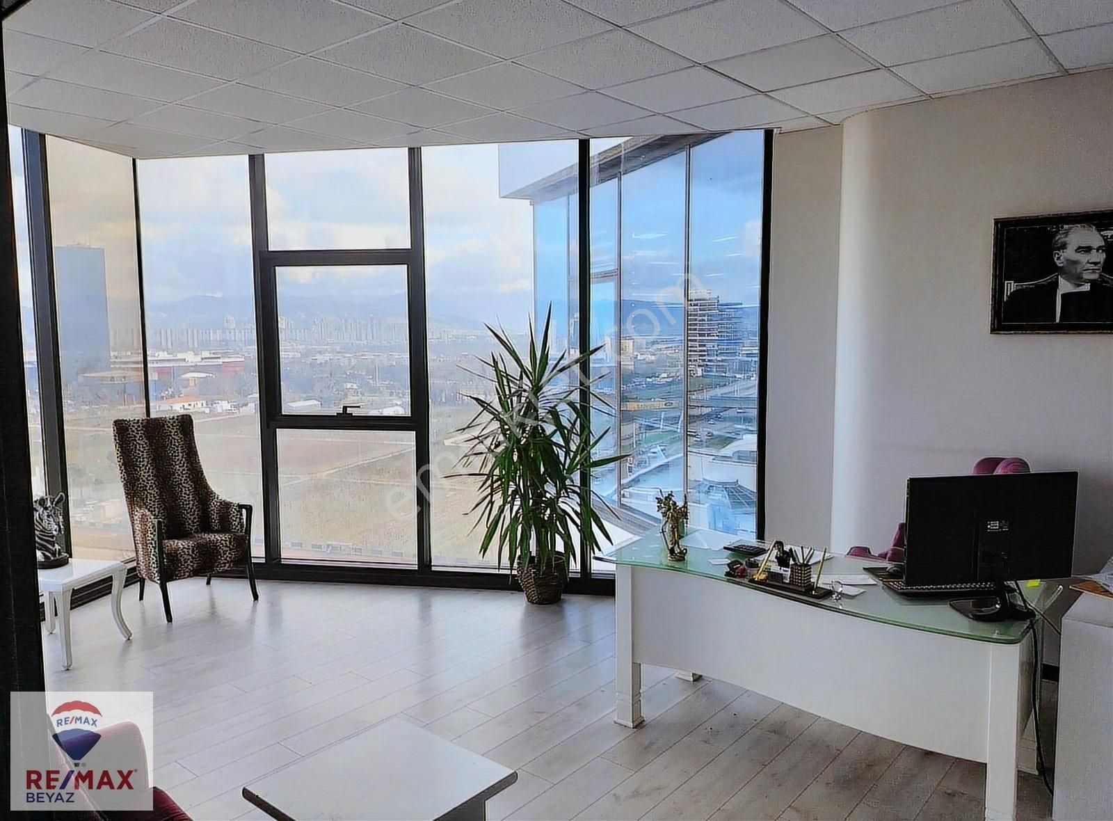 Osmangazi Panayır Kiralık Ofis Remax Beyaz Evke Flex Oficce 100 M2 1+1 Hazır Ofis