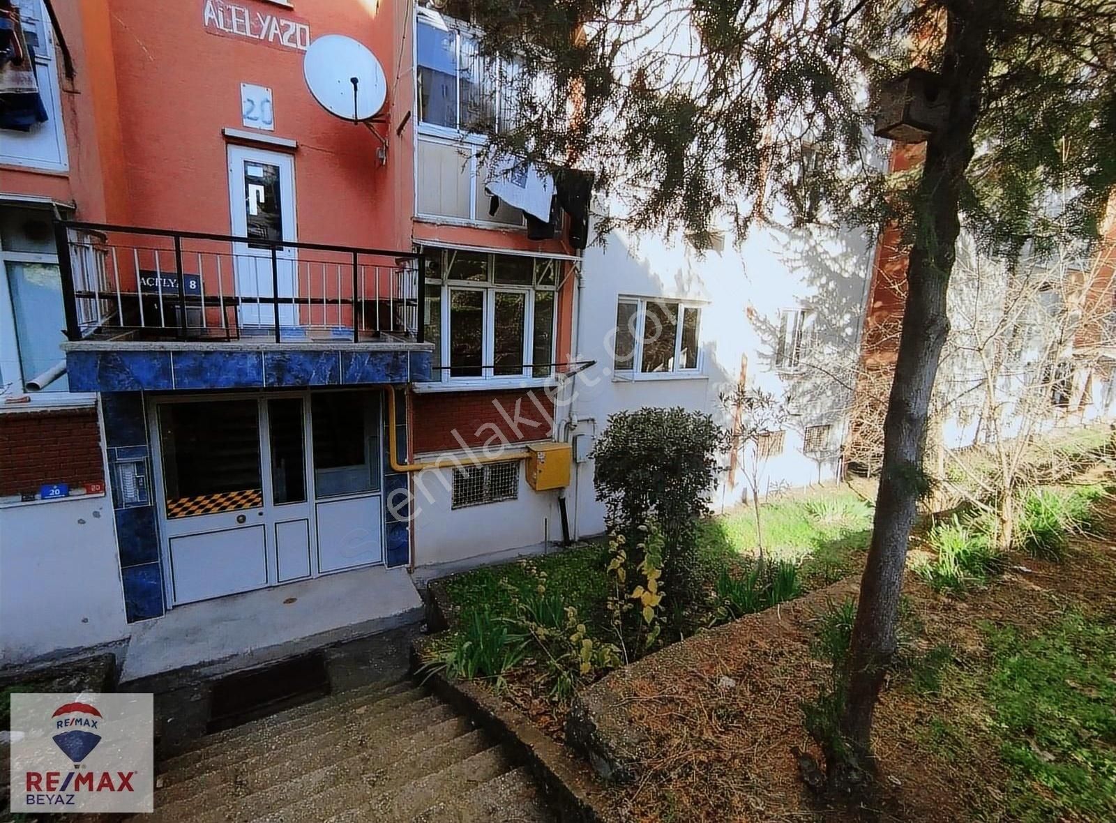 Nilüfer Balkan Kiralık Daire Remax Beyaz Balkan Mah. Göçmen Konutların Da 2+1 Kiralık Daire