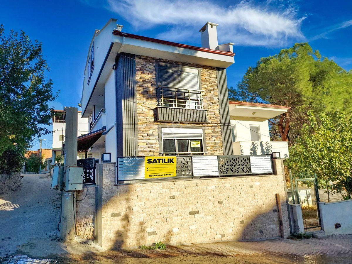 Edremit Altınoluk Satılık Villa Altınoluk Satılık Villa / Sıfır Yeni Tripleks / Müstakil Tek Villa