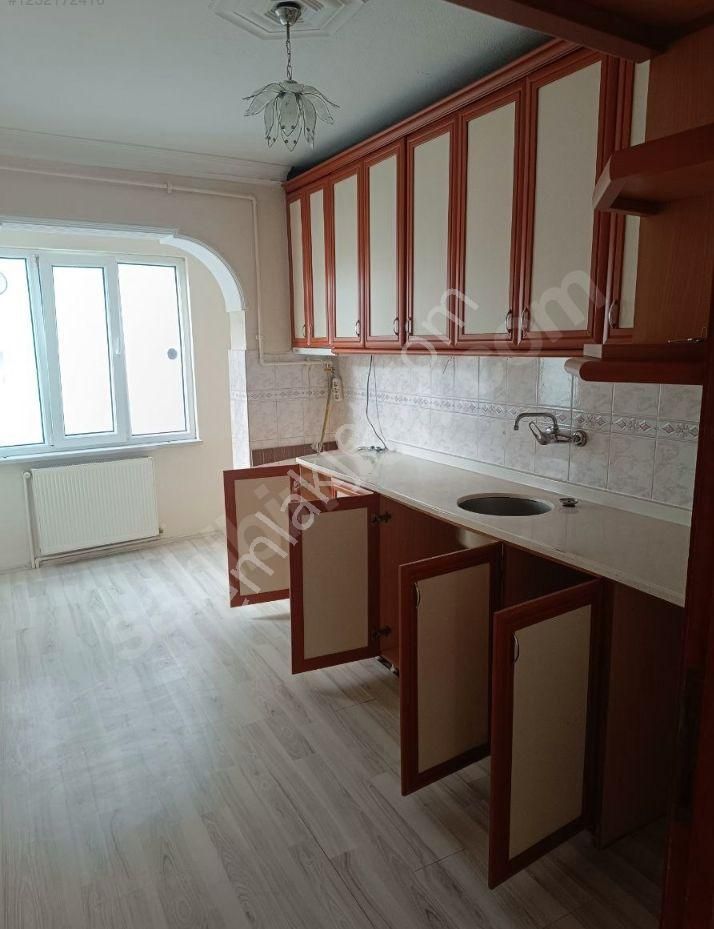 Osmangazi Yenibağlar Kiralık Daire 2+1 Osmangazı Yenı Baglarda Balkonlu