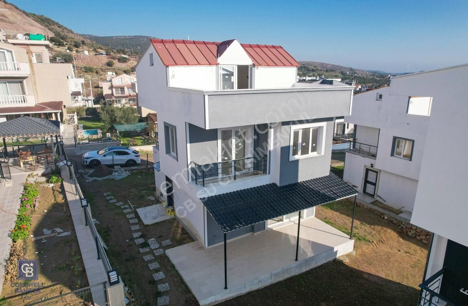 Dikili Çandarlı Satılık Villa Çandarlı Ve Deniz Manzaralı Müstakil Fırsat Villa