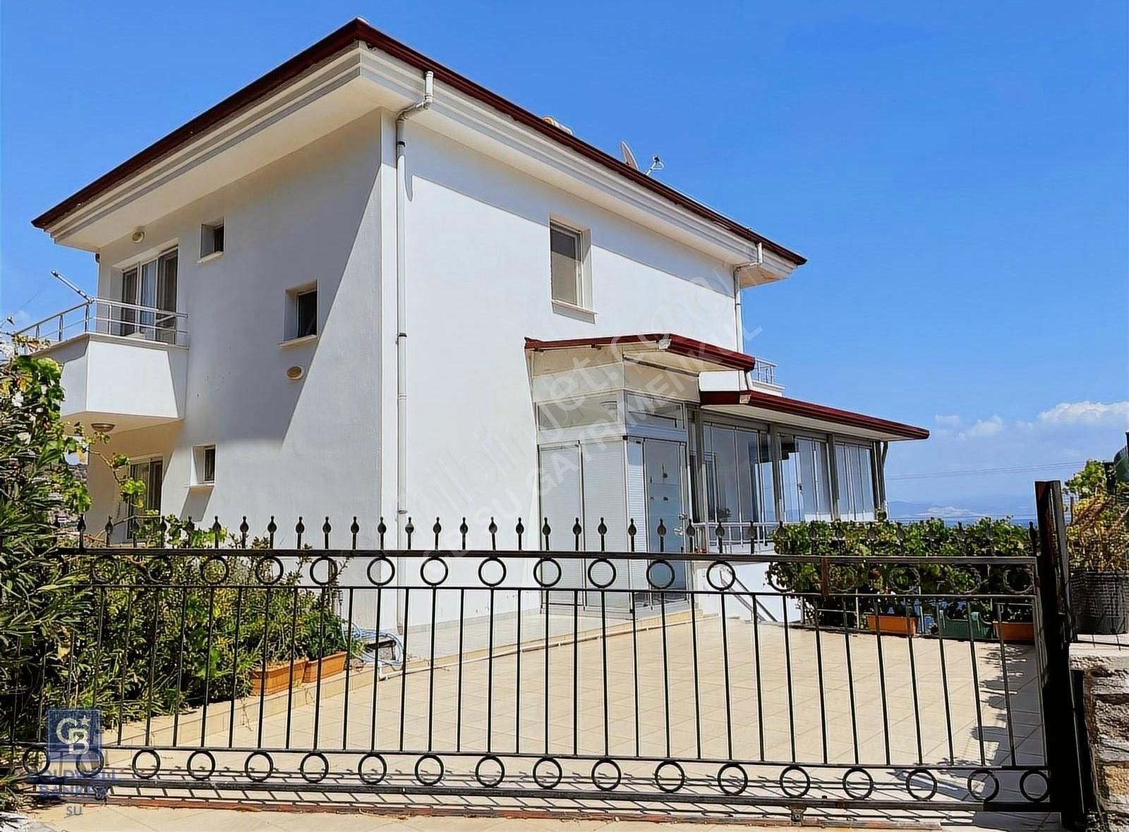 Dikili Çandarlı Satılık Villa Çandarlı Eyko'da Önü Kapanmaz Muhteşem Deniz Manzaralı Villa