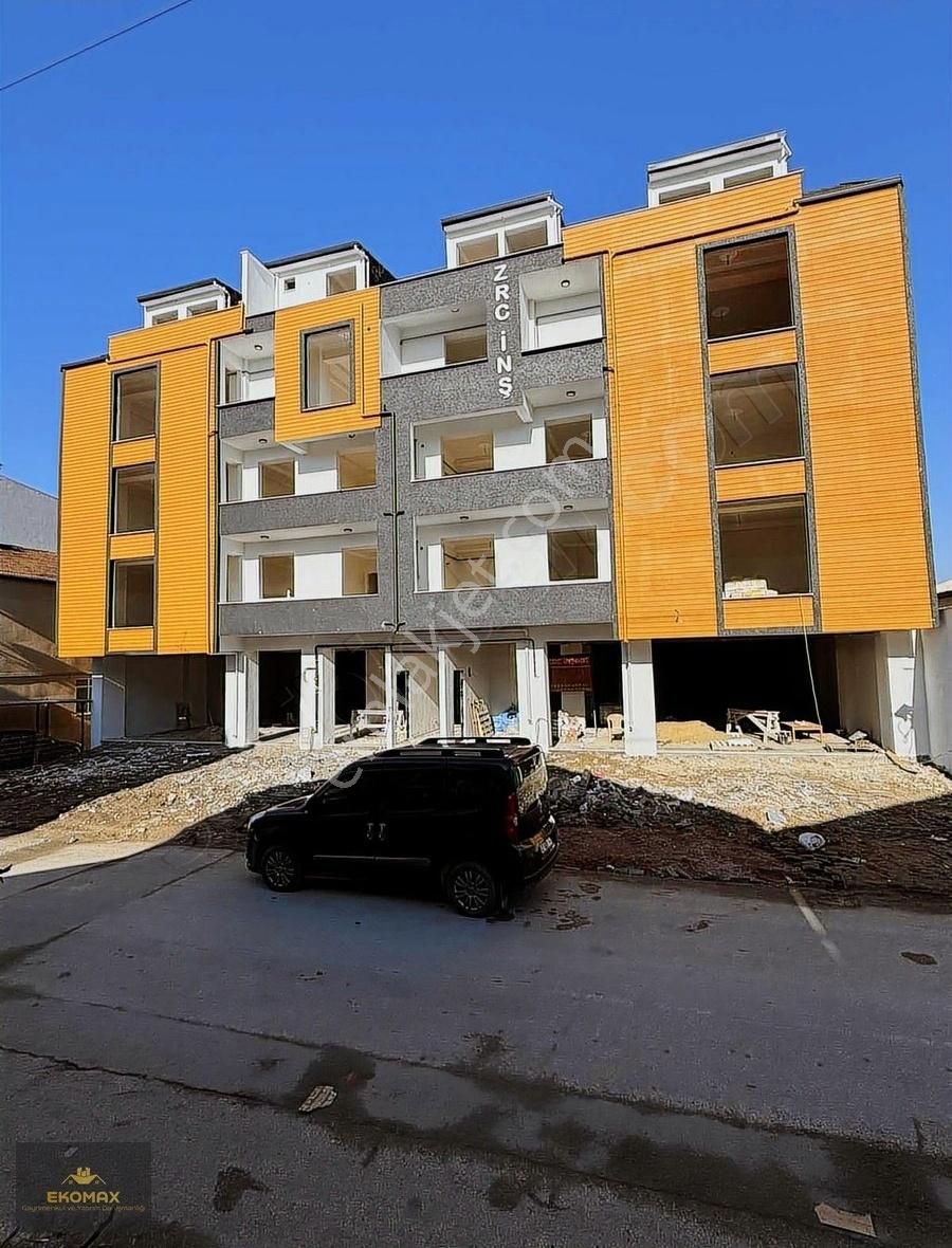 Kartepe İstasyon Kiralık Dükkan & Mağaza Istasyon Mahallesinde E5 Yakın 600m Kiralık Dükkan