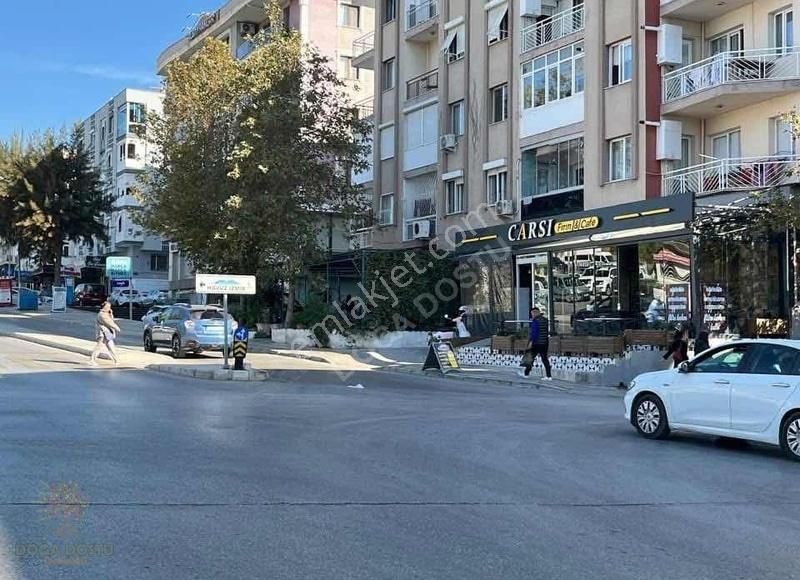 Bornova Kızılay Satılık Daire Doğa Dostu'ndan Aşık Veysel Buz Pisti Yanıbaşı Arakat 3+1