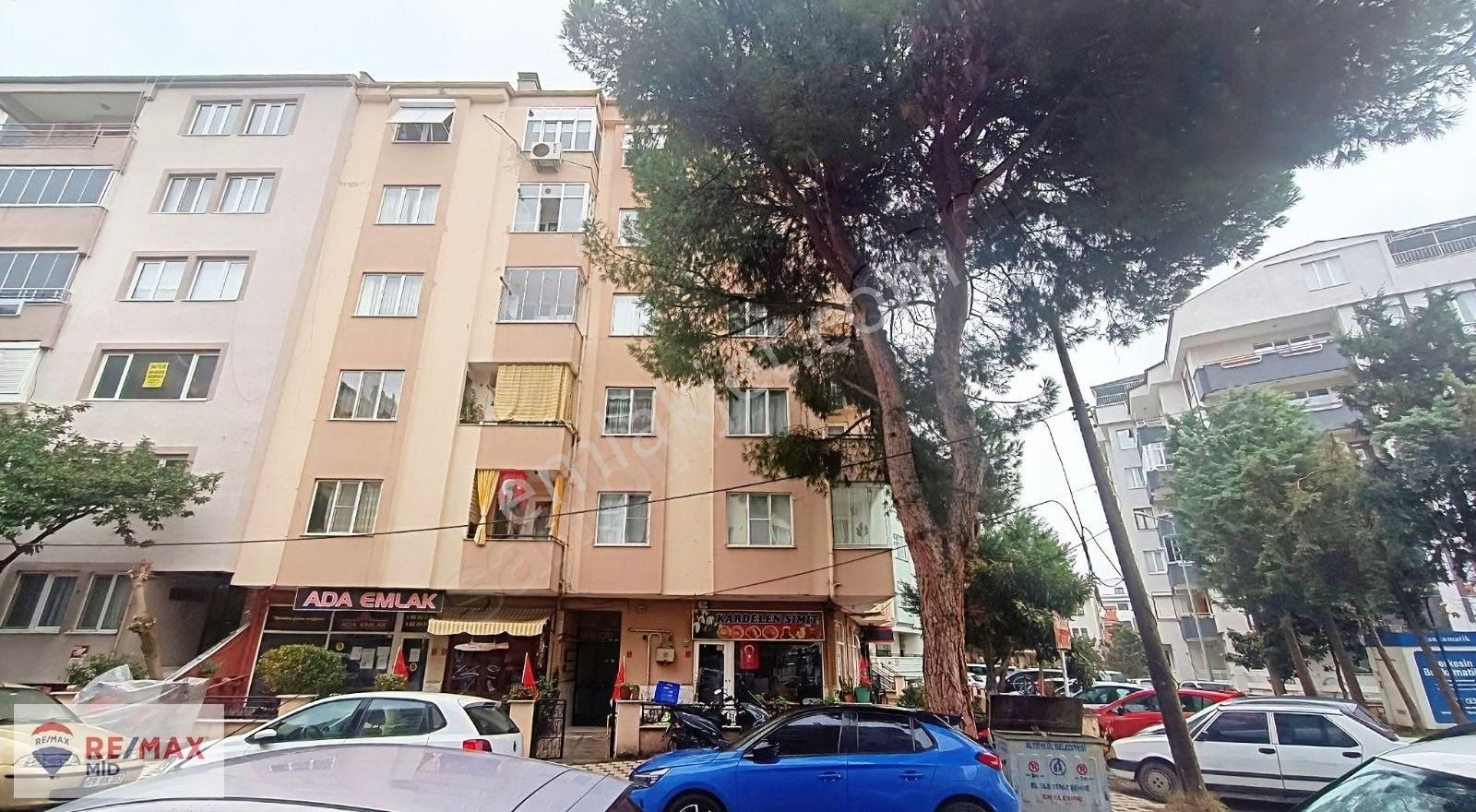 Altıeylül Bahçelievler Satılık Daire Remax Mid - Bahçelievler'de 3+1 Arakat Asansörlü Satılık Daire