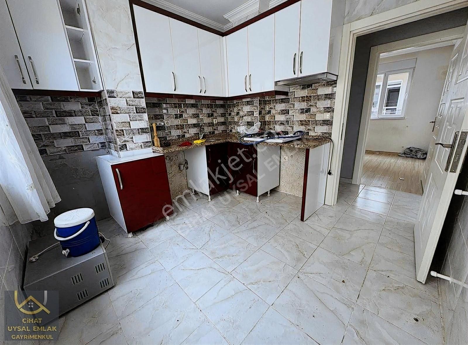 Kepez Karşıyaka Kiralık Daire Dünyagöz Karşıyaka Mah. 2+1 95 M2 Katta Kiralık Daire