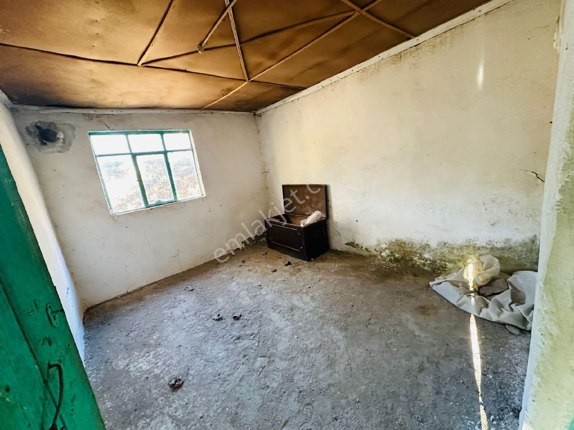 Mor Çiçek Emlak Tire Yamandere Satılık Kargir Ev - Görsel 17