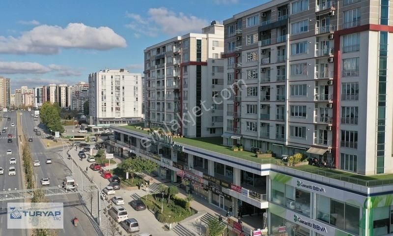 Beylikdüzü Cumhuriyet Site İçerisinde Satılık Daire Turyap Taç Tan Beycity Residence 1+1 Havuz Cephe