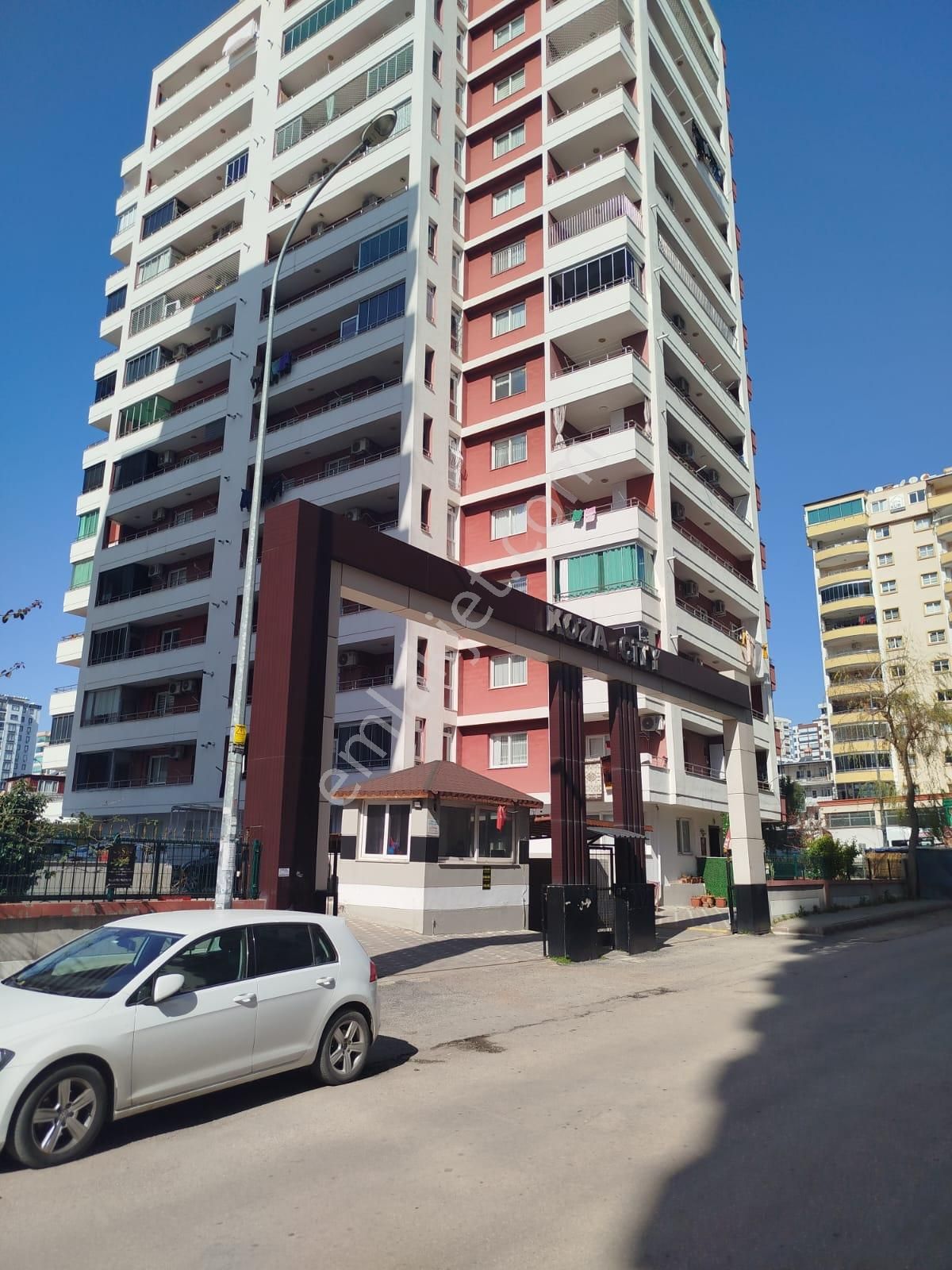 Seyhan Pınar Satılık Daire Pınar Mah. Site İçerisinde 2+1 Dairemiz Satılıktır