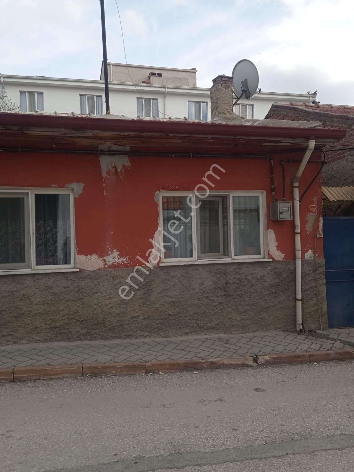 Tepebaşı Şirintepe Satılık Daire Şirintepe Mahallesi Müstakil Satılık 2+1