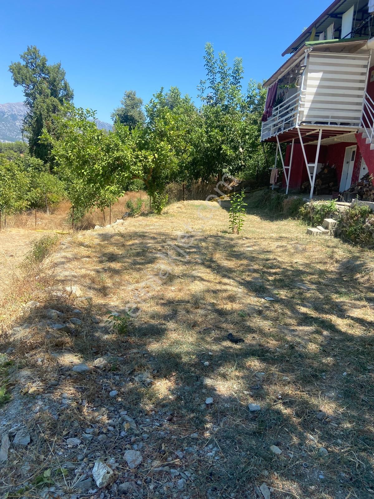 Alanya Dim Uzunöz De Satılık Göl Manzaralı Müstakil Bahçeli Ev - Görsel 24