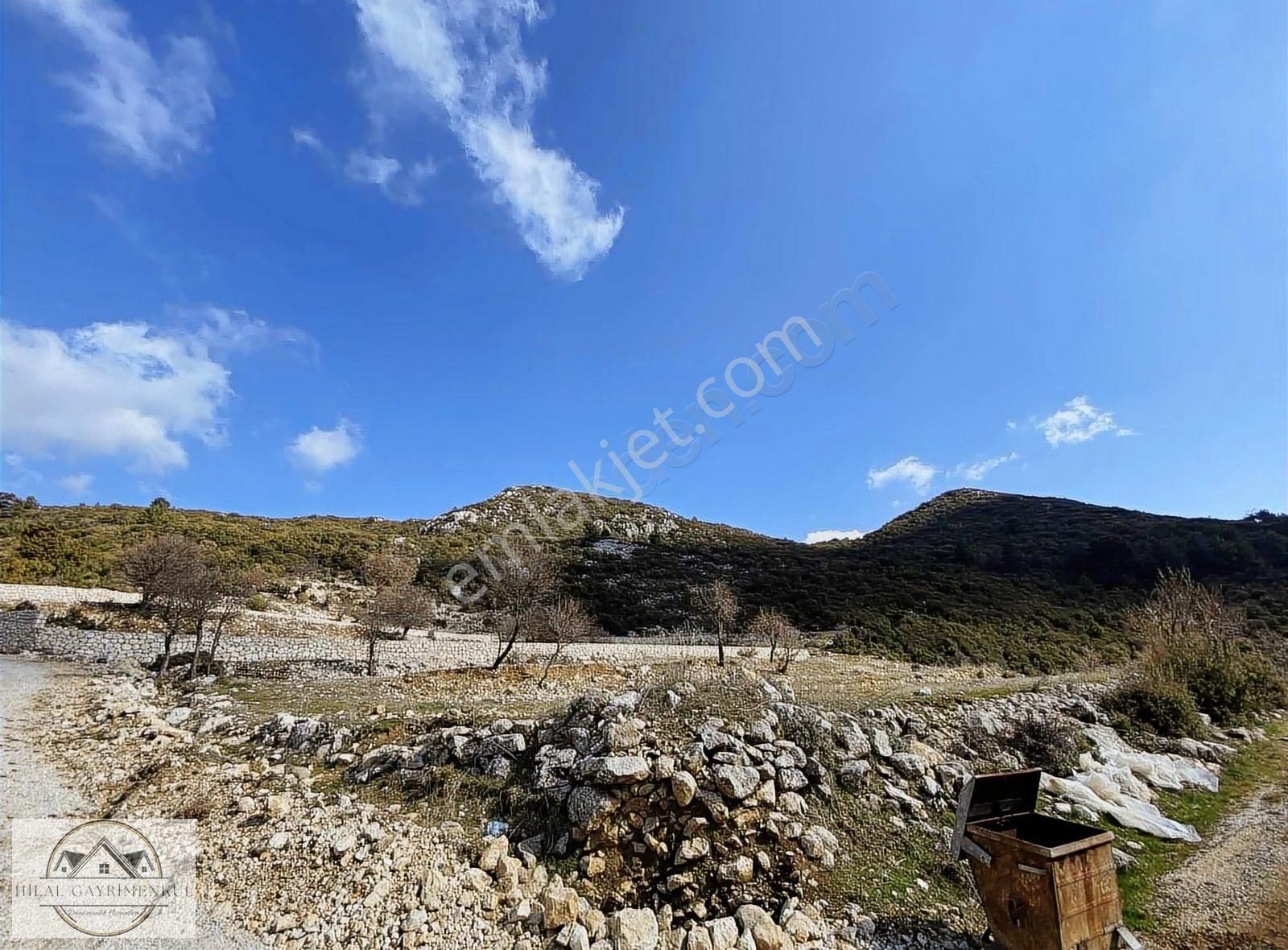 Kaş İslamlar Satılık Tarla Hilal Gayrimenkul'den Villalar Bölgesinde Satılık Arsa