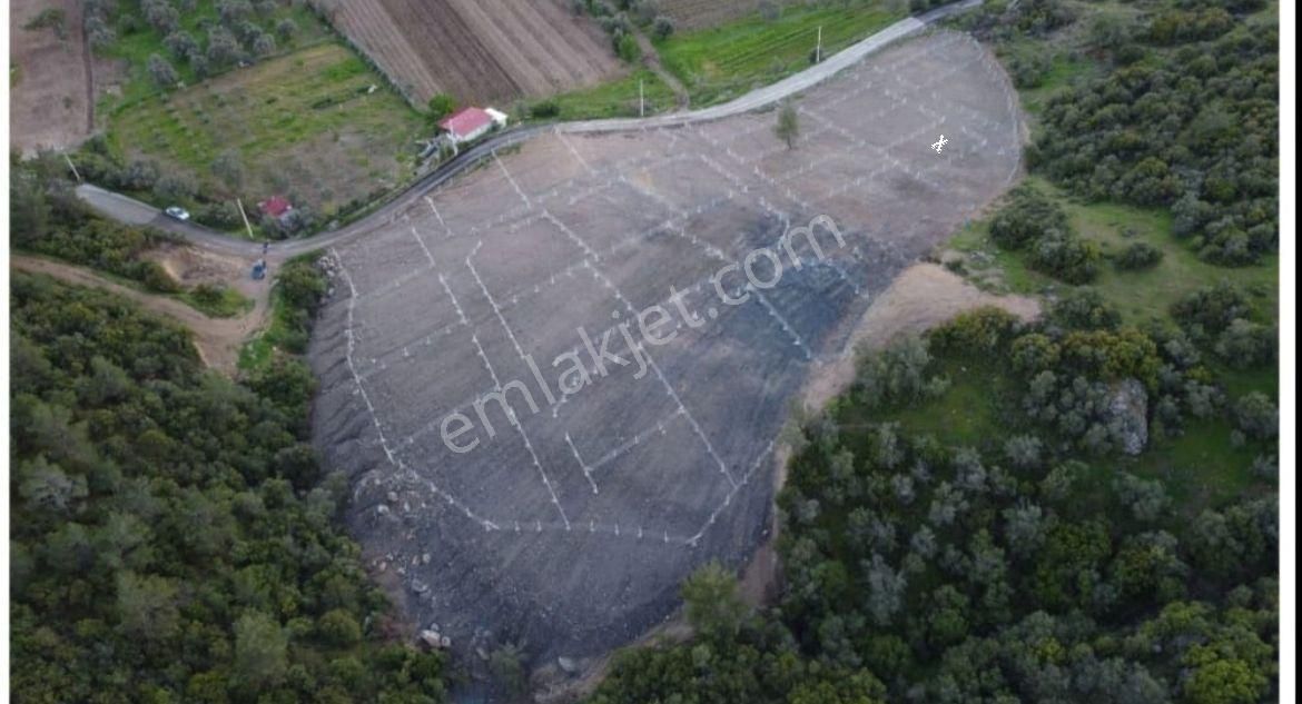 Menderes Çatalca Satılık Tarla Turyap Menderes'ten Çatalca'da Hisse Tapulu 209 M² Satılık Tarla