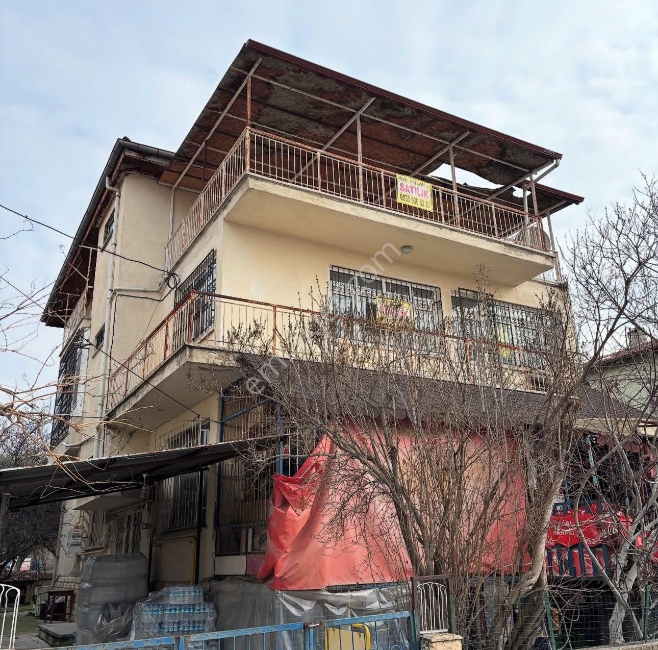 Burdur Merkez Emek Satılık Daire İnal Emlaktan Fevzi Çakmakta Satılık 2+1 110 M2 Daire