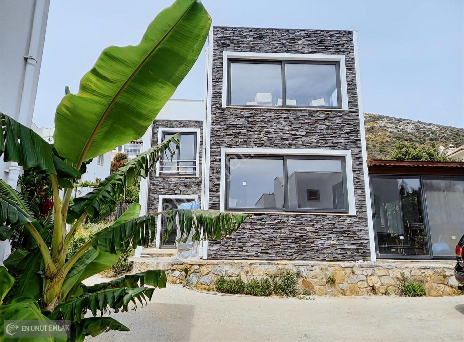 Bodrum Peksimet Satılık Müstakil Ev Kadikalesi'nde Müstakil Villa