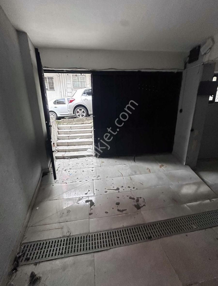 Kağıthane Harmantepe Kiralık Dükkan & Mağaza Uygun Emlaktan Kiralık 100m2 Dükkan Depo