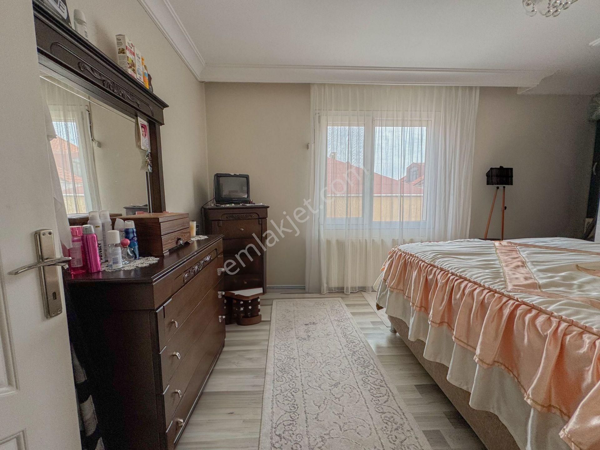 Şirinevler Merkezde Lüks 3+2 Yeni Binada Dubleks Daire - Görsel 12