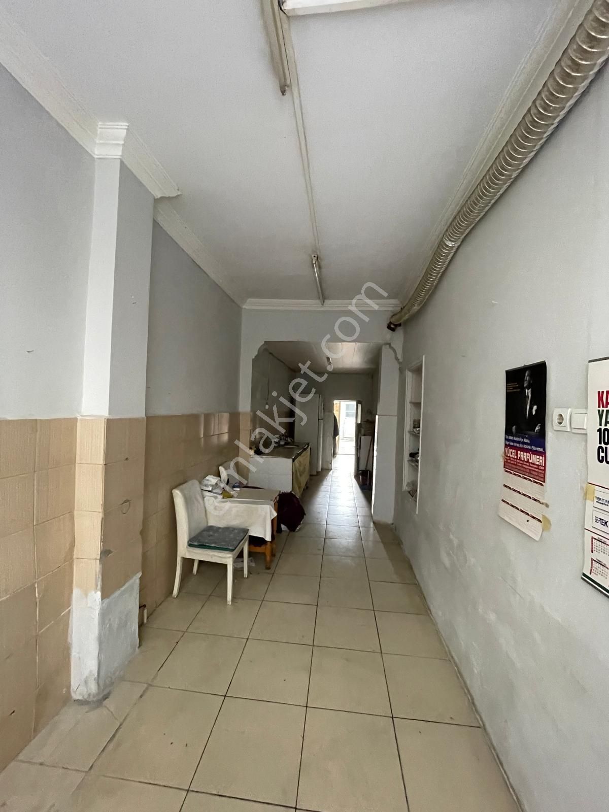 Karşıyaka Çarşıda Yatırımlık Satılık Bina - Görsel 12