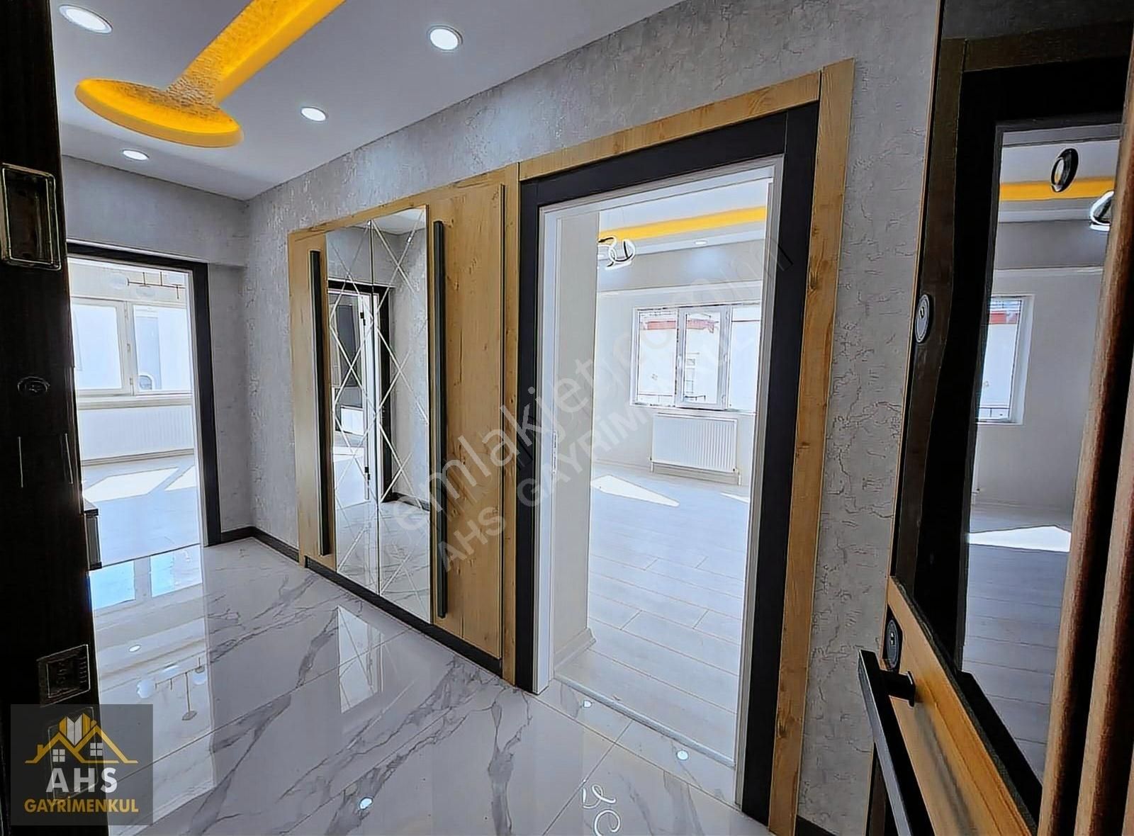 Sincan Plevne Mah. 3+1 Full Yapılı Salon Bağımsız Satılık Daire