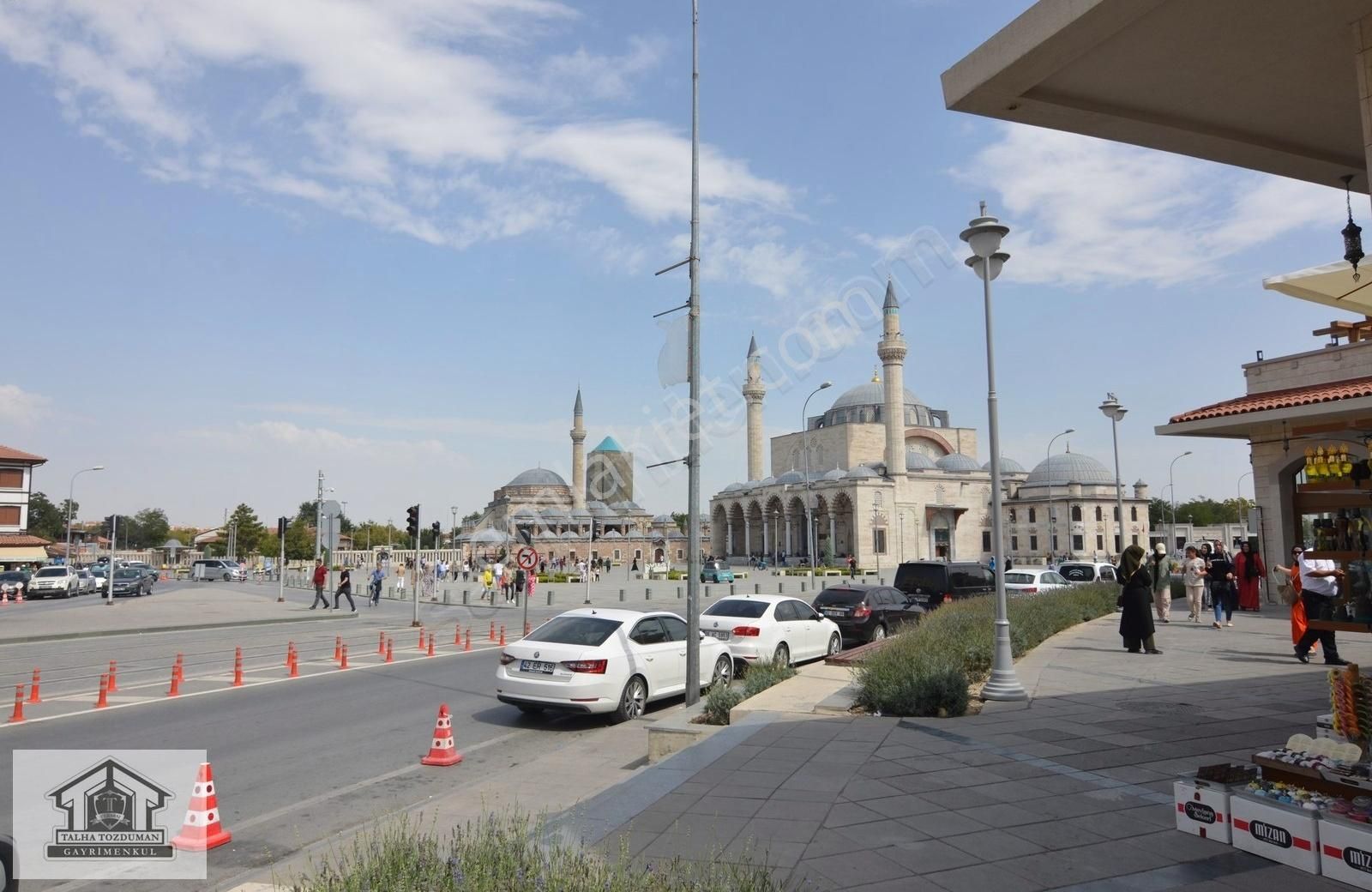 Karatay Aziziye Satılık Depo Talha Tozduman'dan Mevlana Yanı Altın Çarşı İçi 15mkiracılı Depo